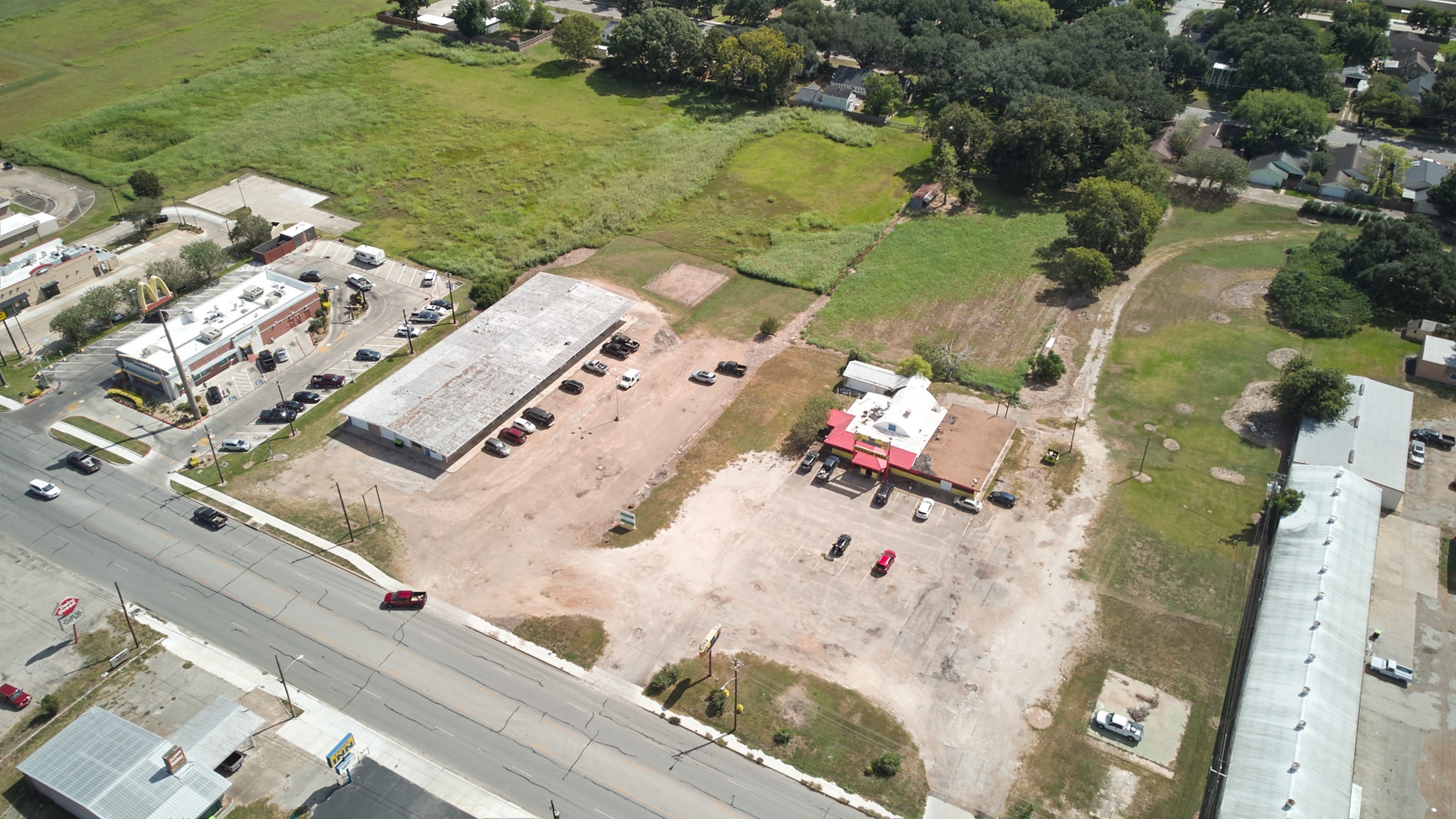 1320 N Richmond Rd, Wharton, TX for Sale