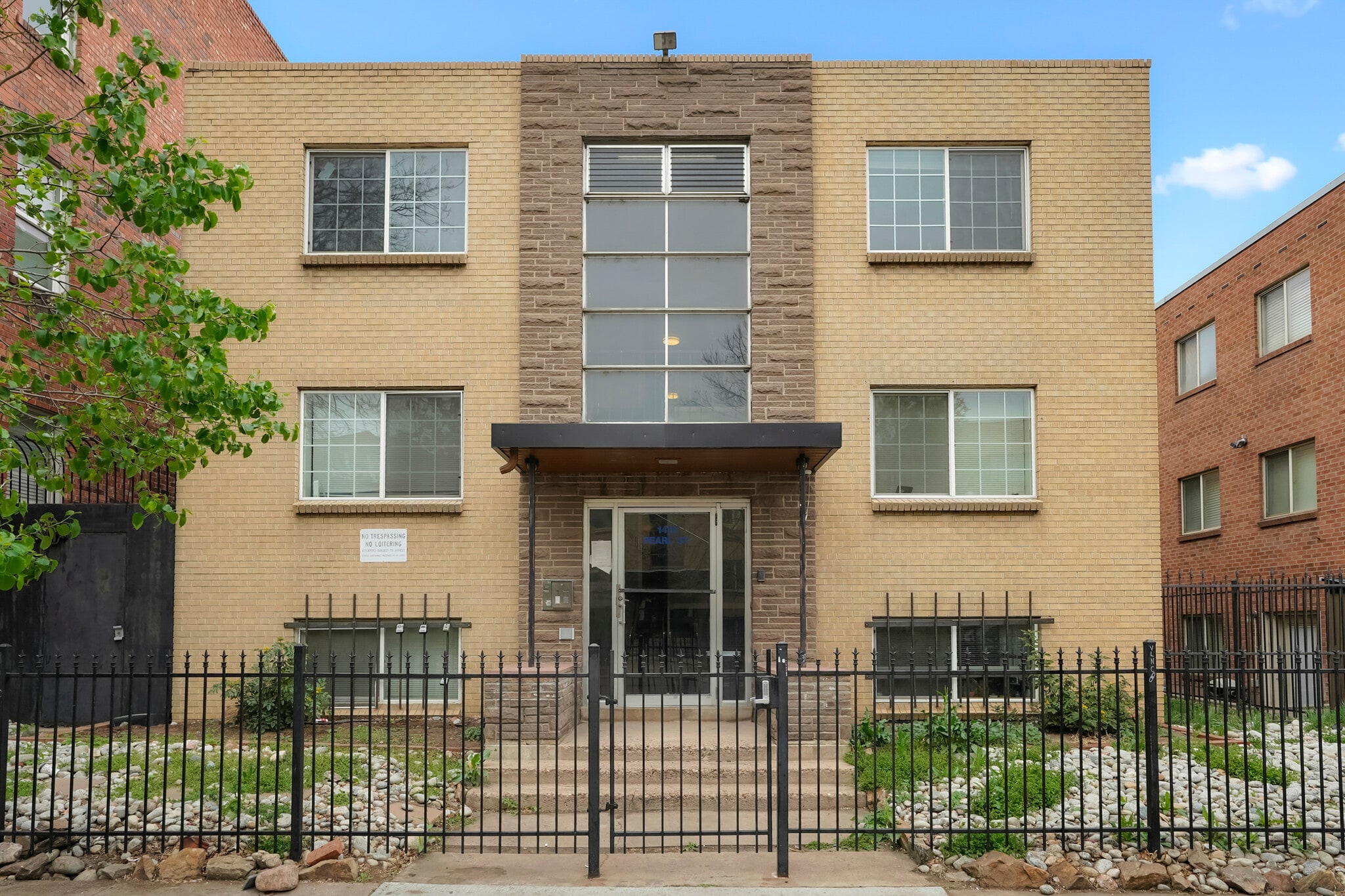 1415 Pearl St, Denver, CO for Sale