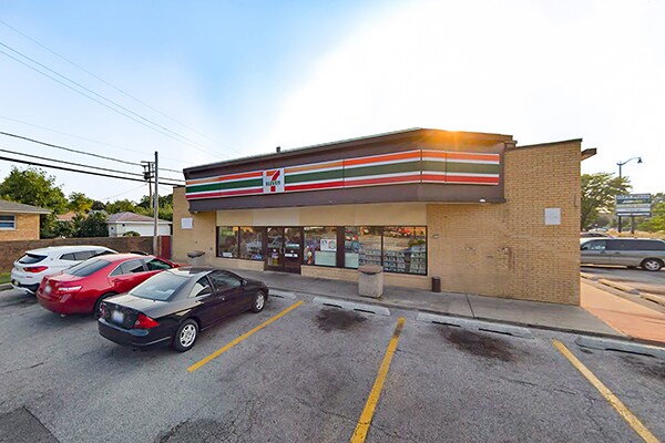 7950 Crawford Ave, Skokie, IL for Rent