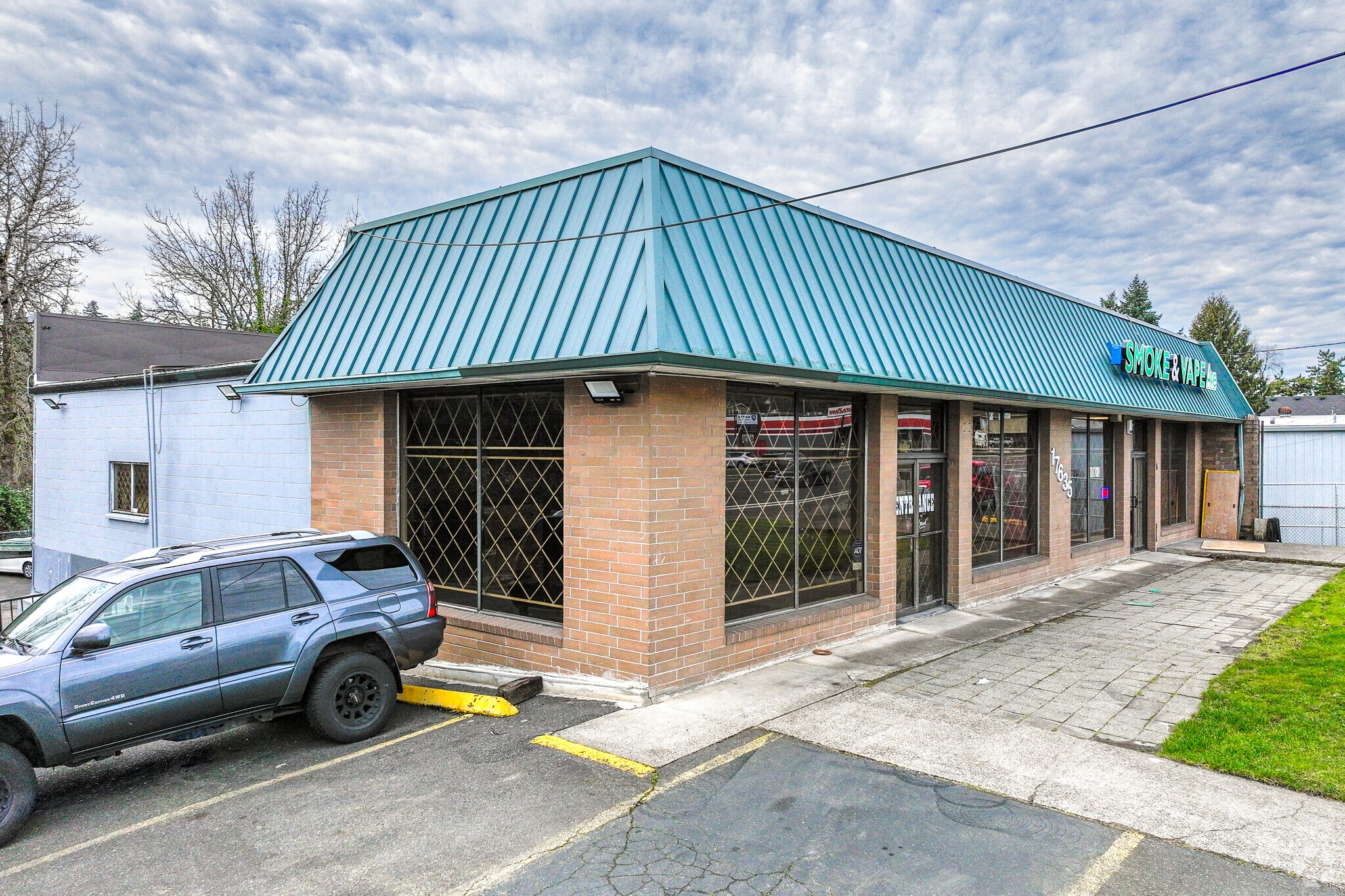17635 SE McLoughlin Blvd, Milwaukie, OR for Rent