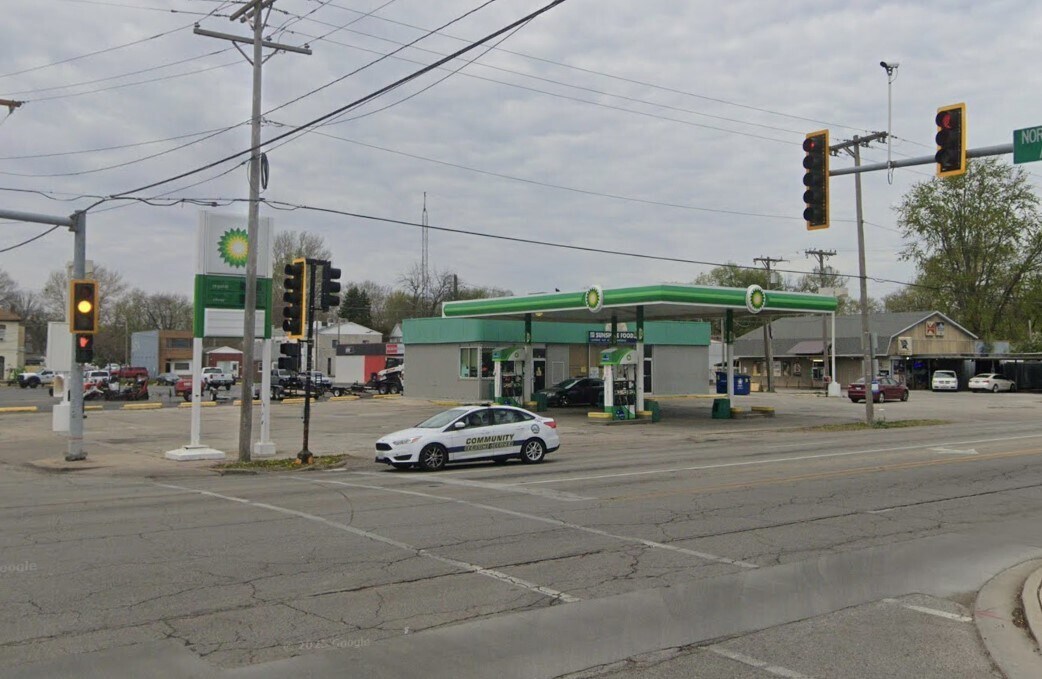 1201 N 9th St, Springfield, IL for Sale