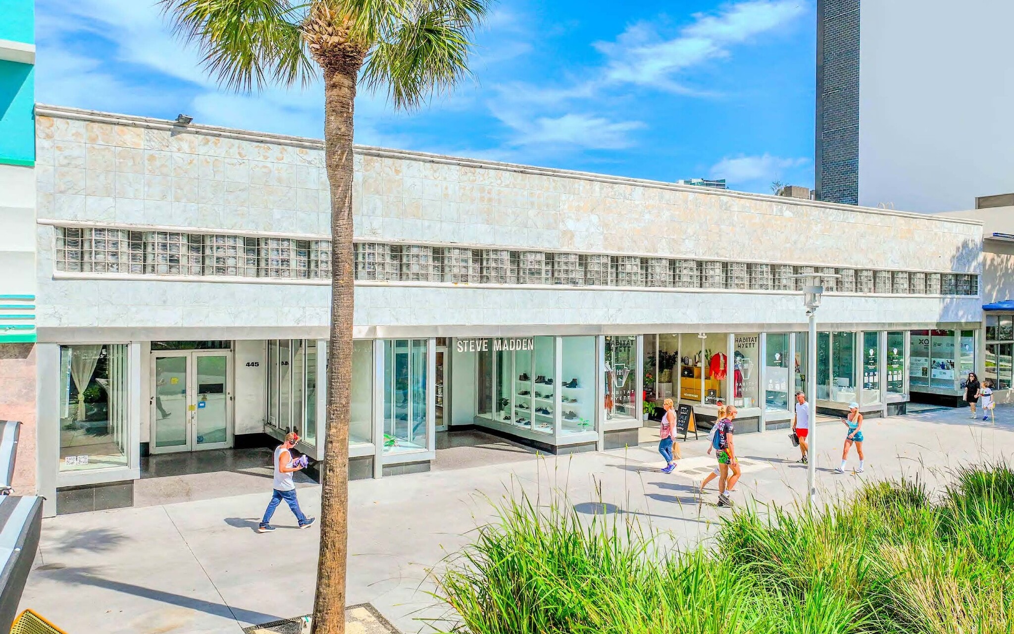 433-445 Lincoln Rd, Miami, Miami Beach, FL for Rent