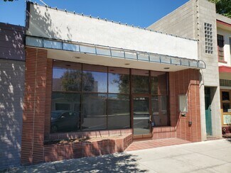 1221 Main St  