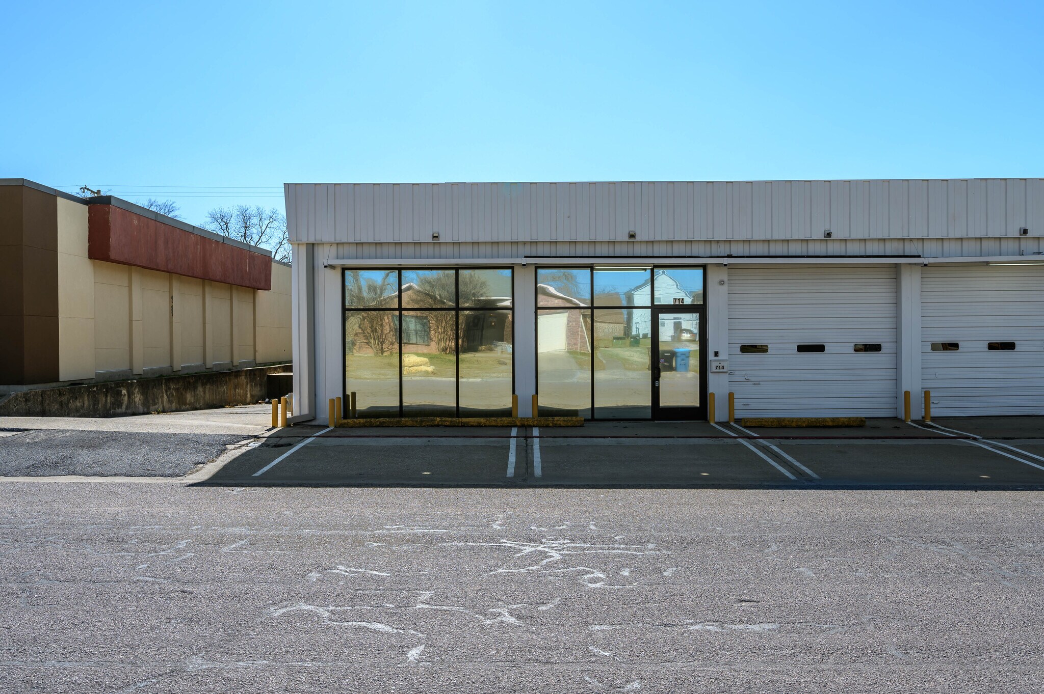 714 W Chestnut St, Denison, TX for Rent