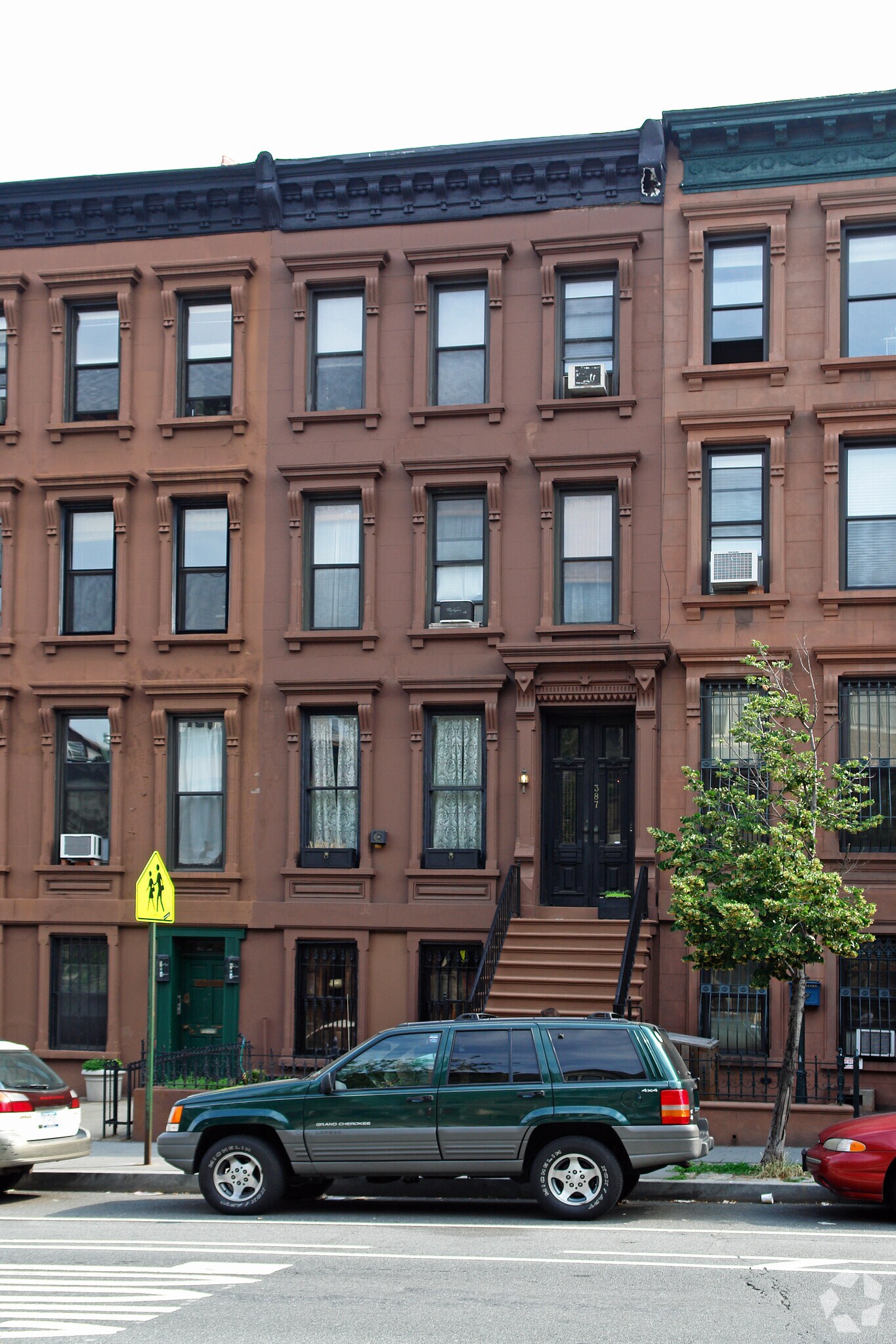 387 9th St, Brooklyn, NY for Rent