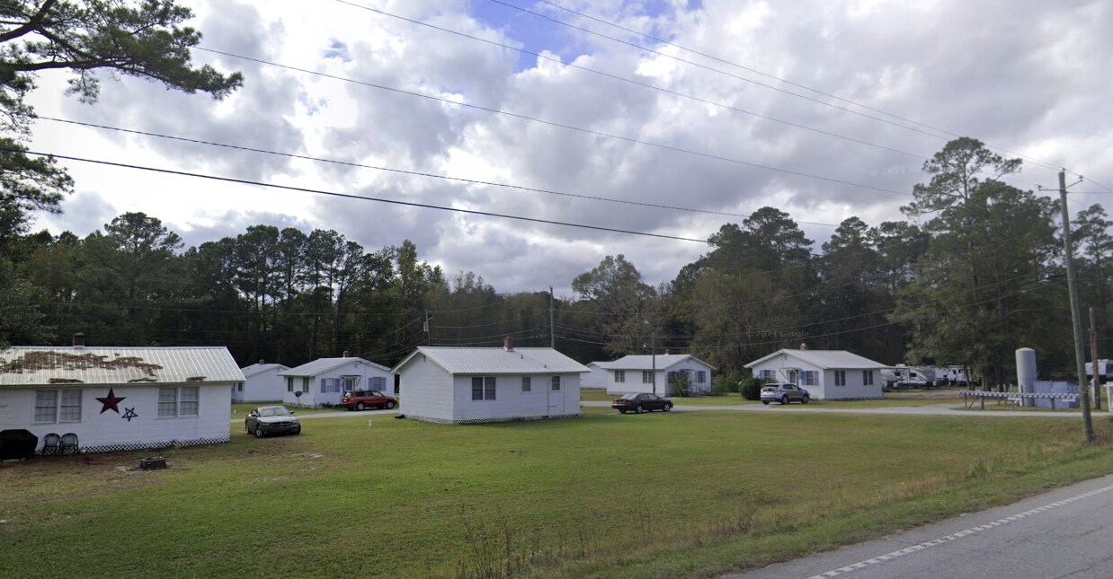 1200 Old Sunbury Rd, Hinesville, GA for Sale