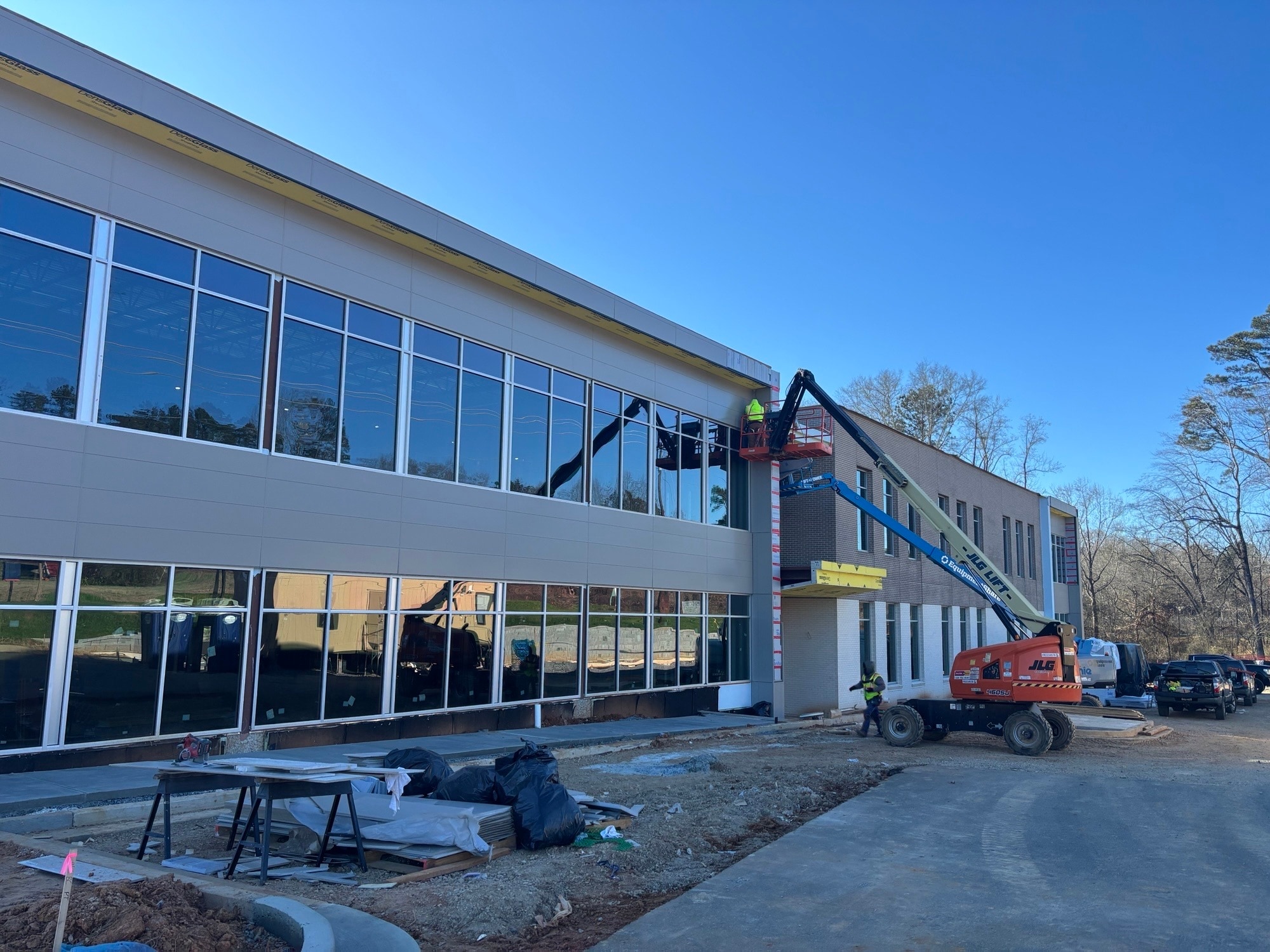 7355 Main St, Woodstock, GA for Rent