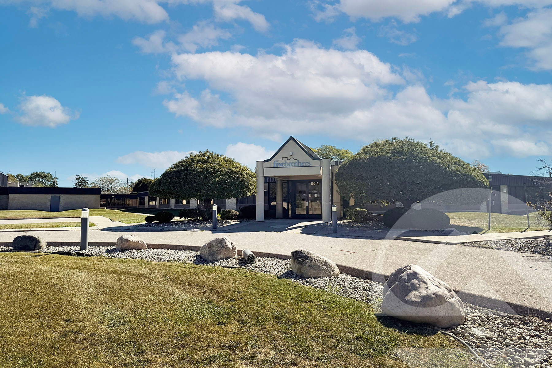 12220 E 13 Mile Rd, Warren, MI for Sale