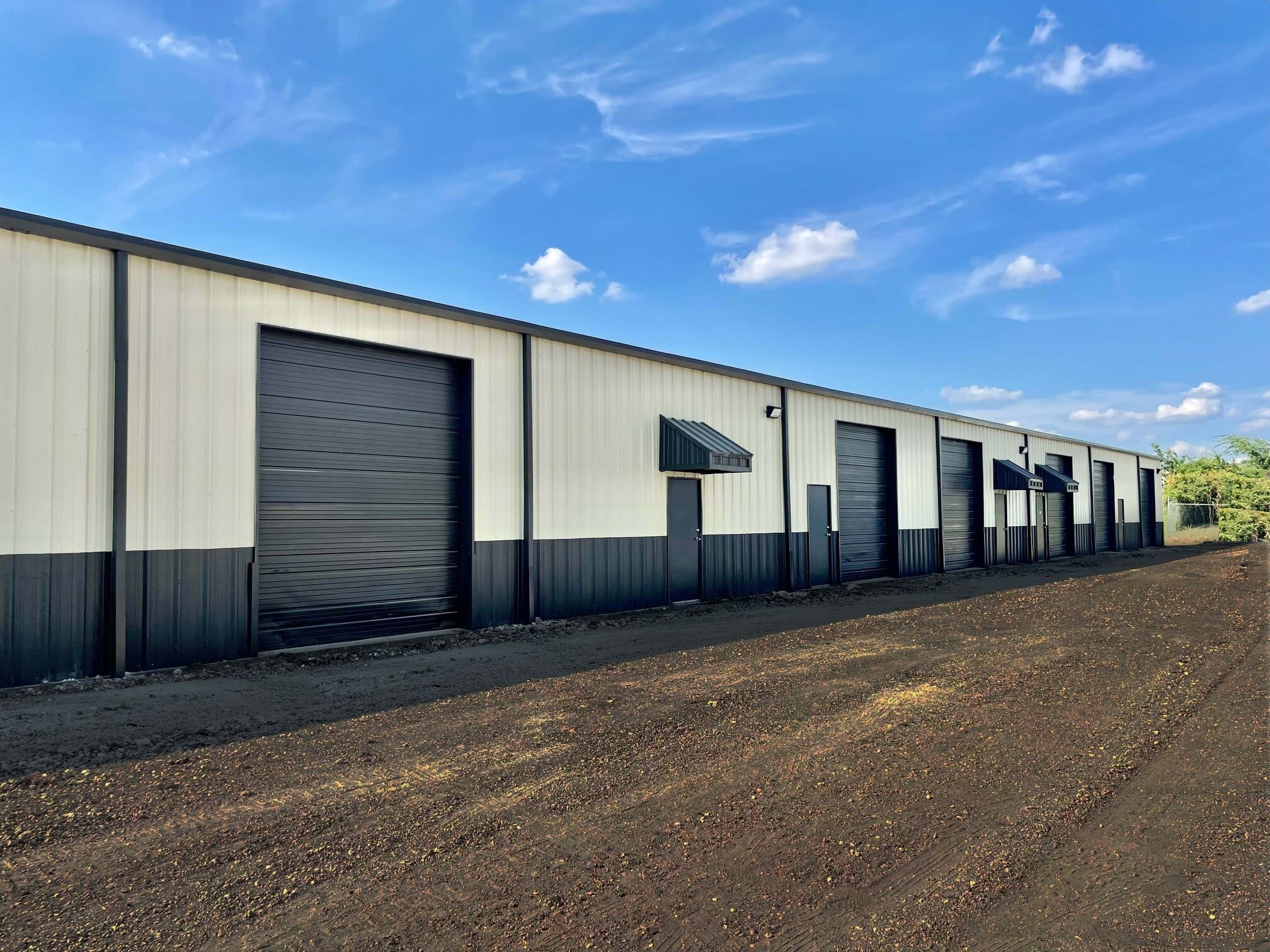 717-735 S 6th Ave, Mansfield, TX for Sale