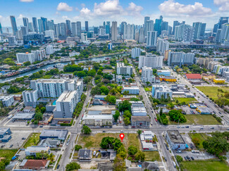 Miami, FL Commercial - 140 NW 8th Ave