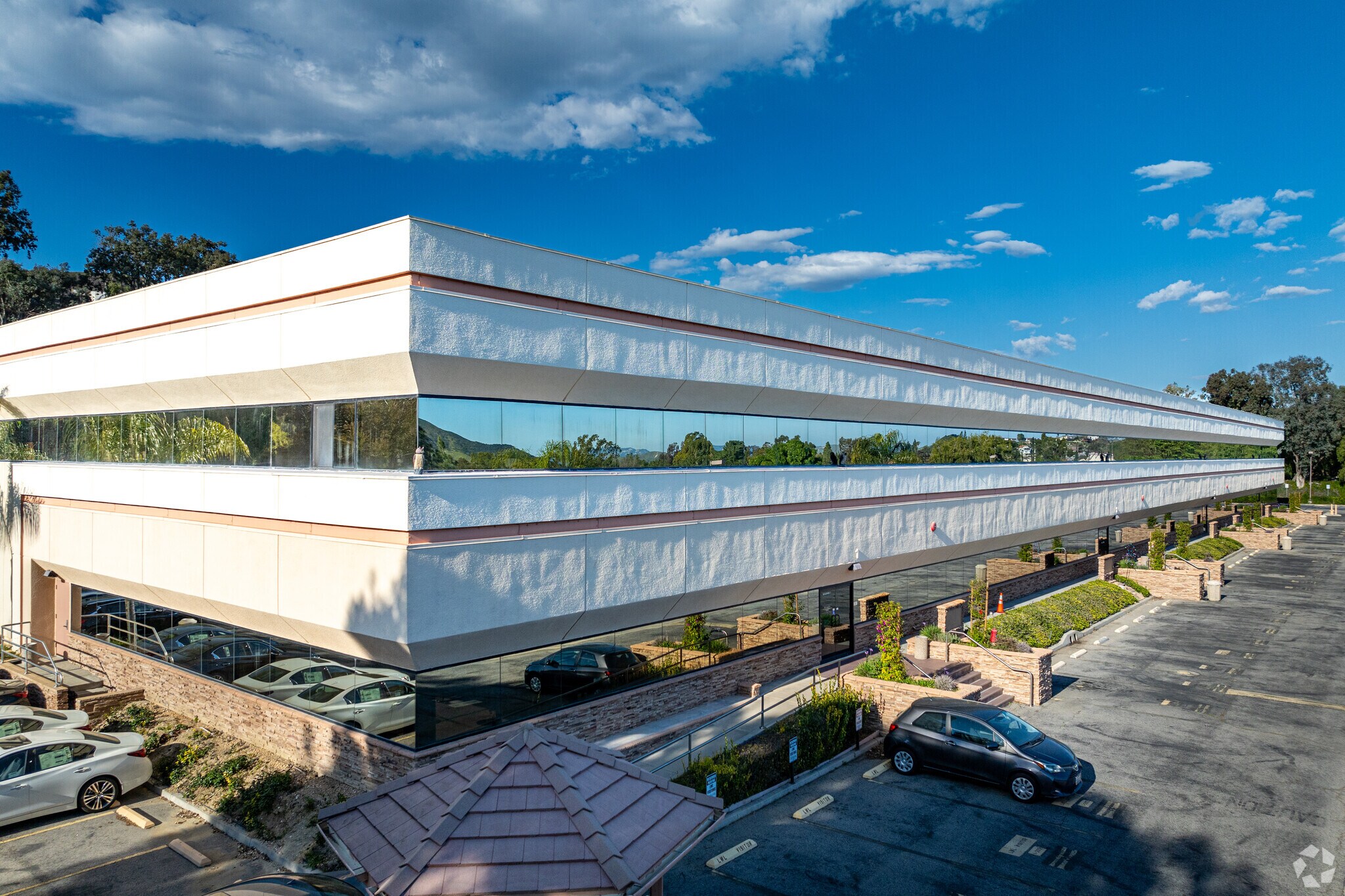 5701 Lindero Canyon Rd, Westlake Village, CA for Rent