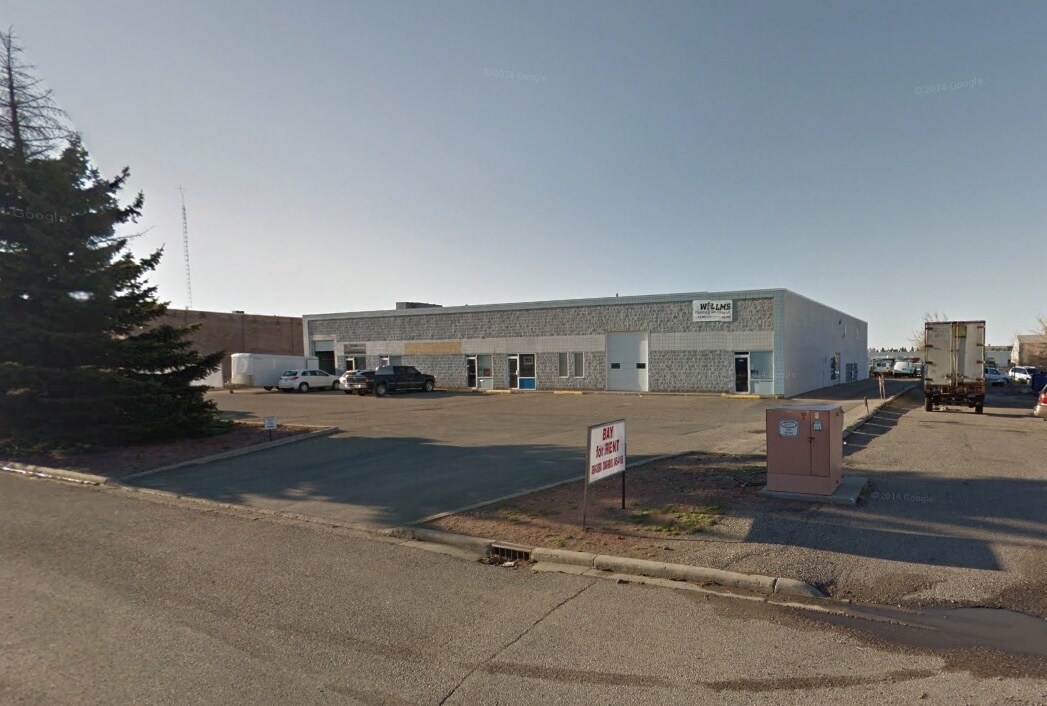 2926 8th Ave N, Lethbridge, AB for Rent
