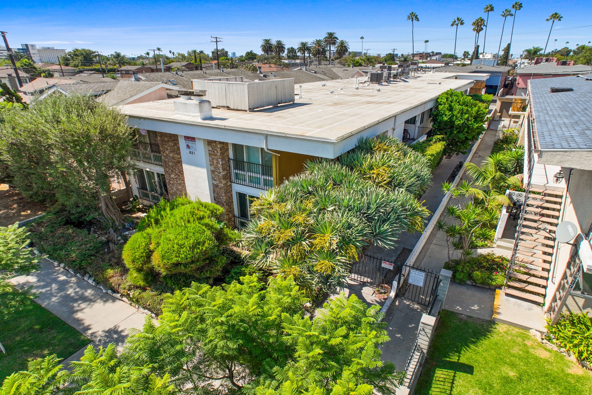 621 S Osage Ave, Inglewood, CA for Sale