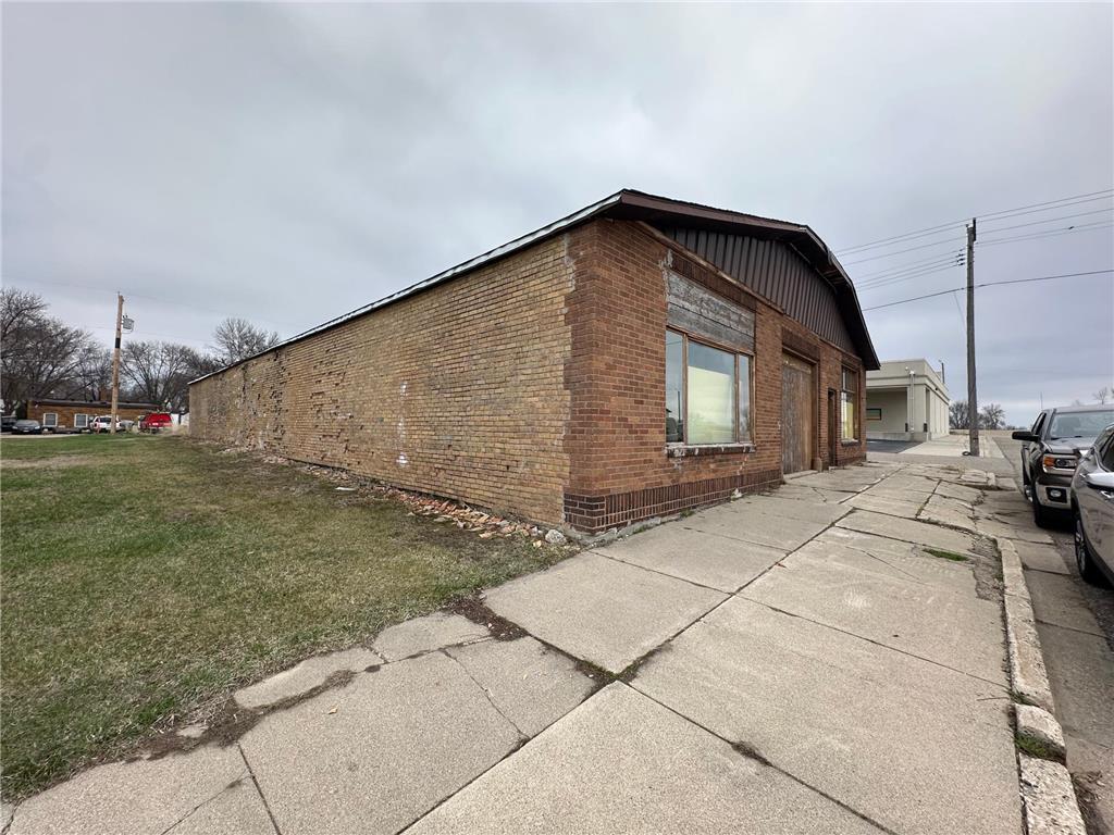 201 11th N st, Kerkhoven, MN for Sale