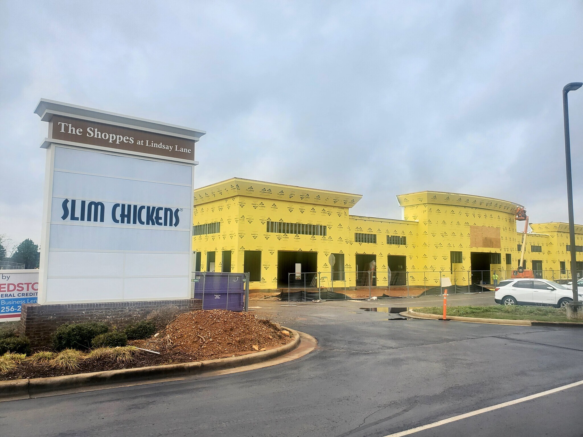 1612 Lindsay Ln S Athens, AL 35613 Retail Property for Lease on