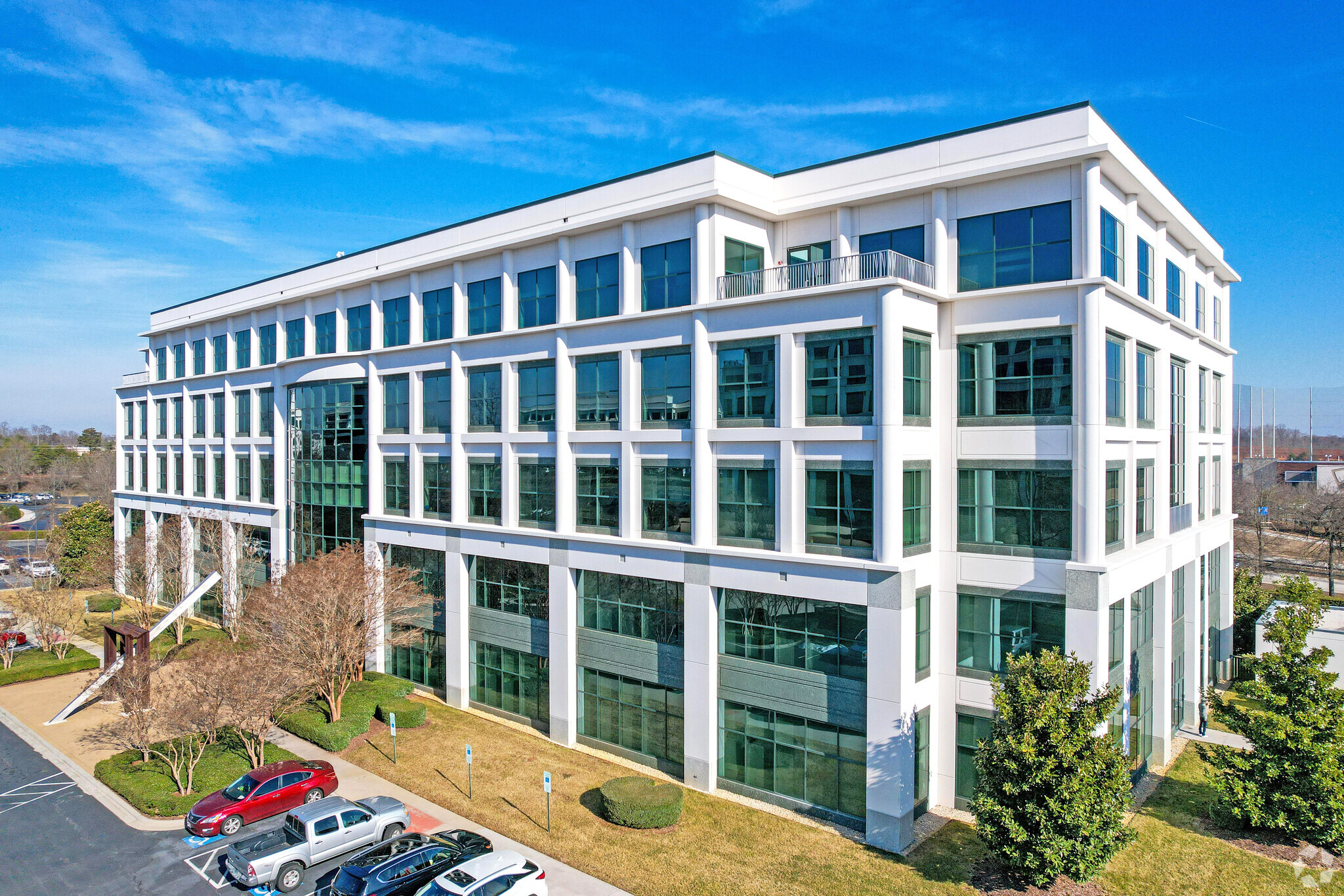 3700 Arco Corporate Dr, Charlotte, NC for Rent