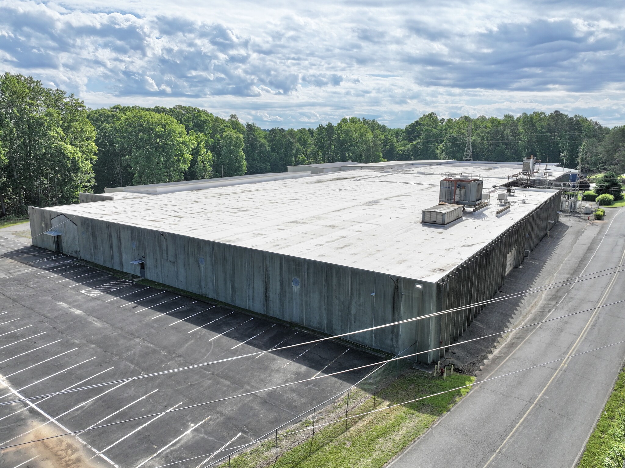100 Saxony Dr, Mc Adenville, NC for Rent