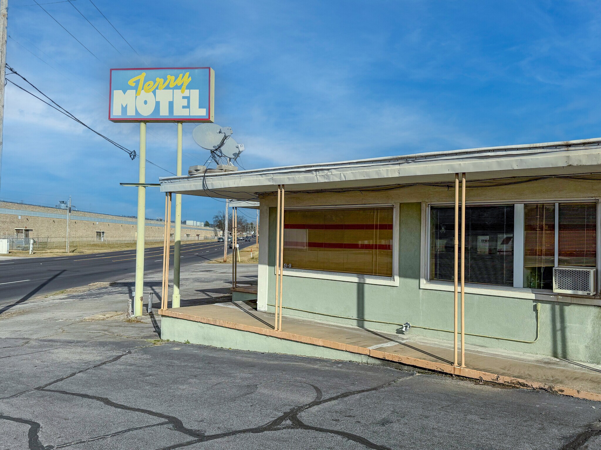 4020 Midland Blvd, Fort Smith, AR for Sale