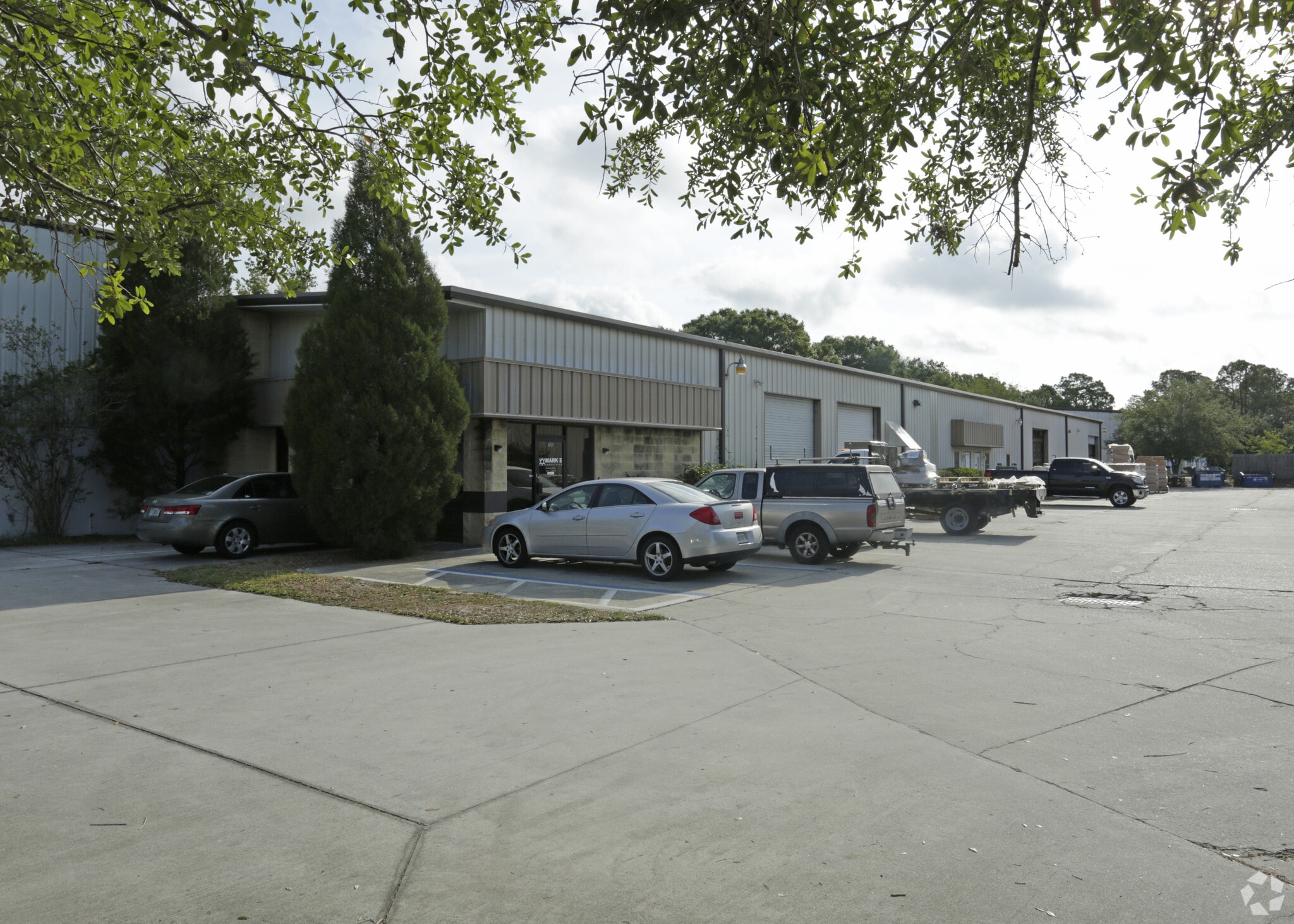 855 Dunbar Ave, Oldsmar, FL for Rent