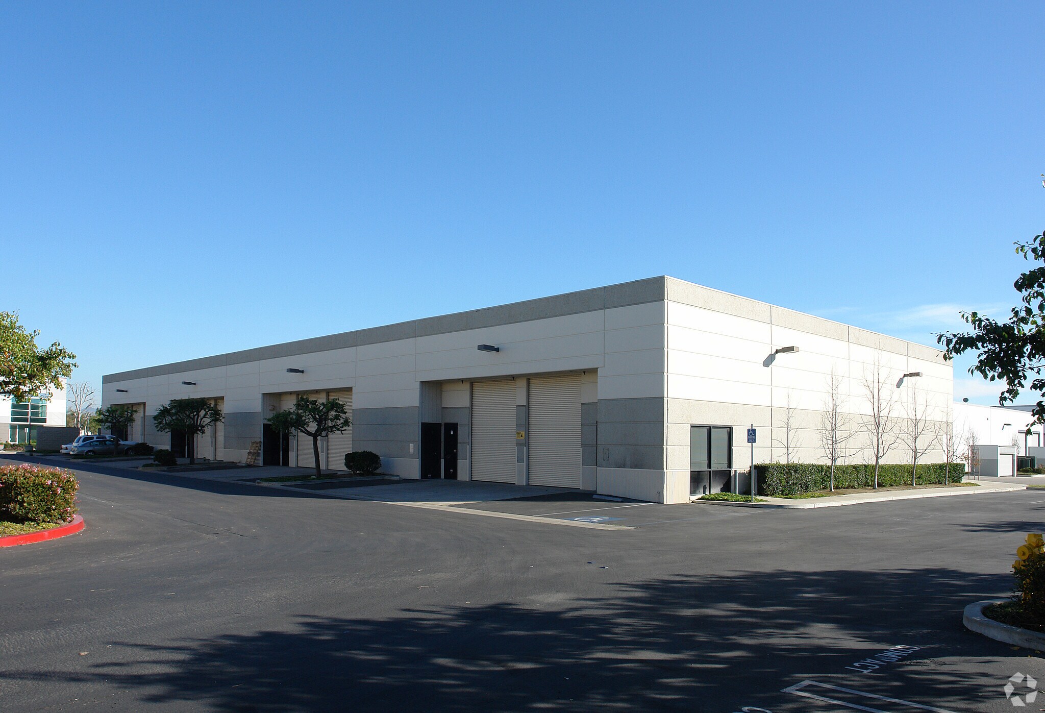 2364 E Sturgis Rd, Oxnard, CA for Sale