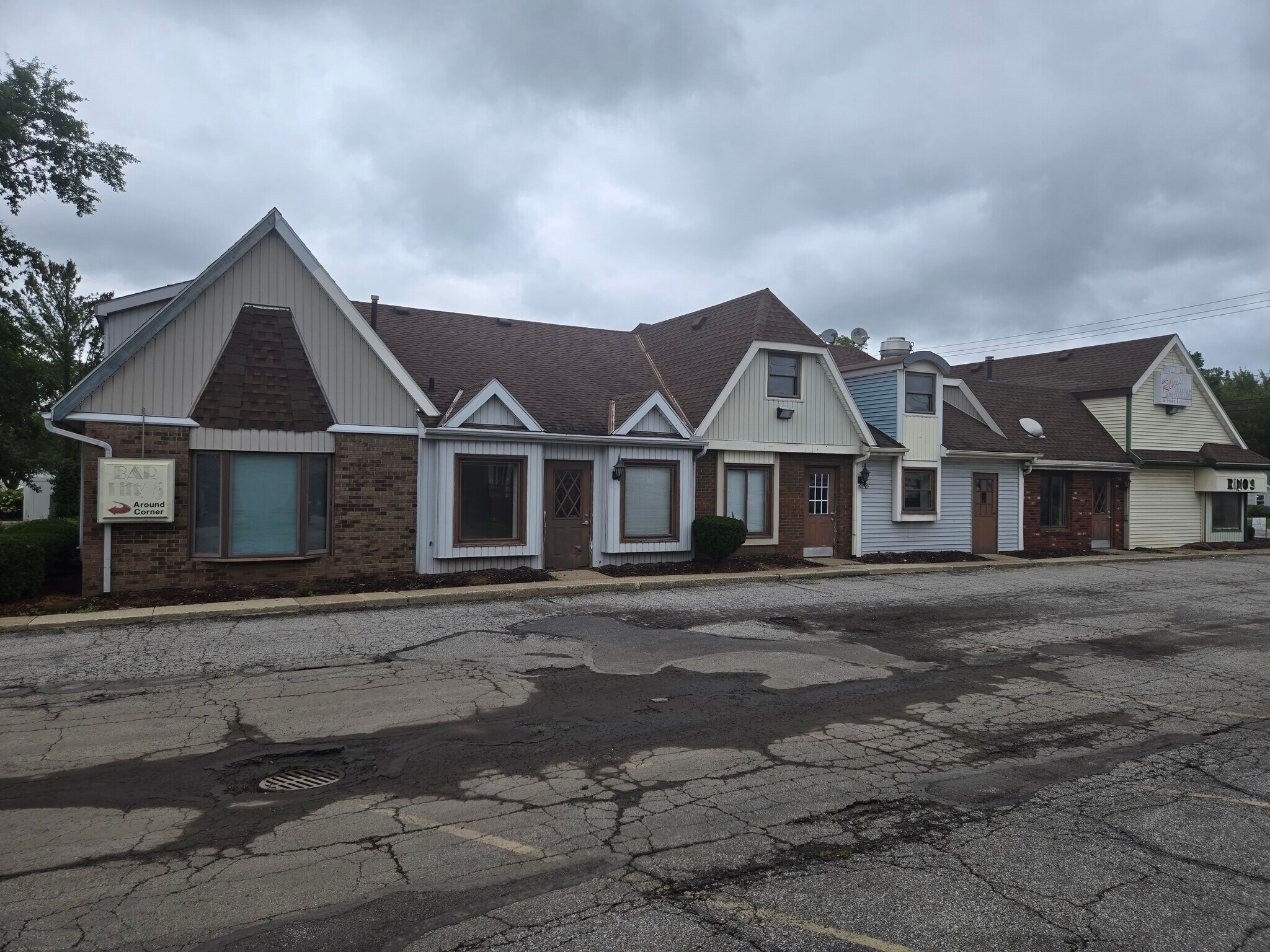 5360 Oberlin Ave, Lorain, OH for Sale