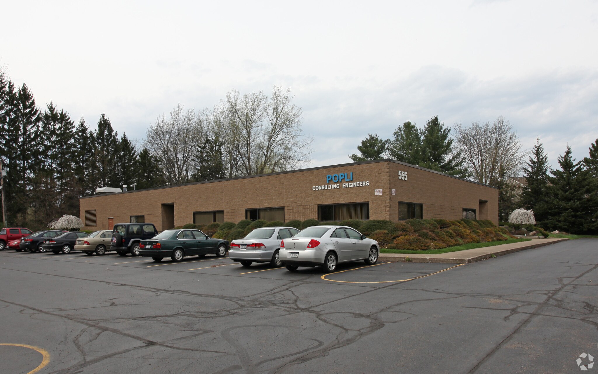 555 Penbrooke Dr, Penfield, NY for Sale