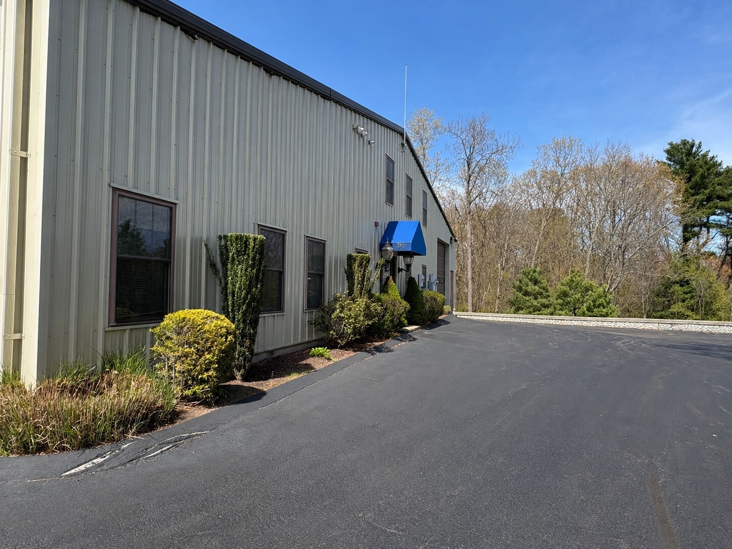 130 Industrial Dr, North Smithfield, RI for Sale