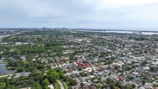 West Palm Beach, FL Apartments - 1000 W Lakewood Rd