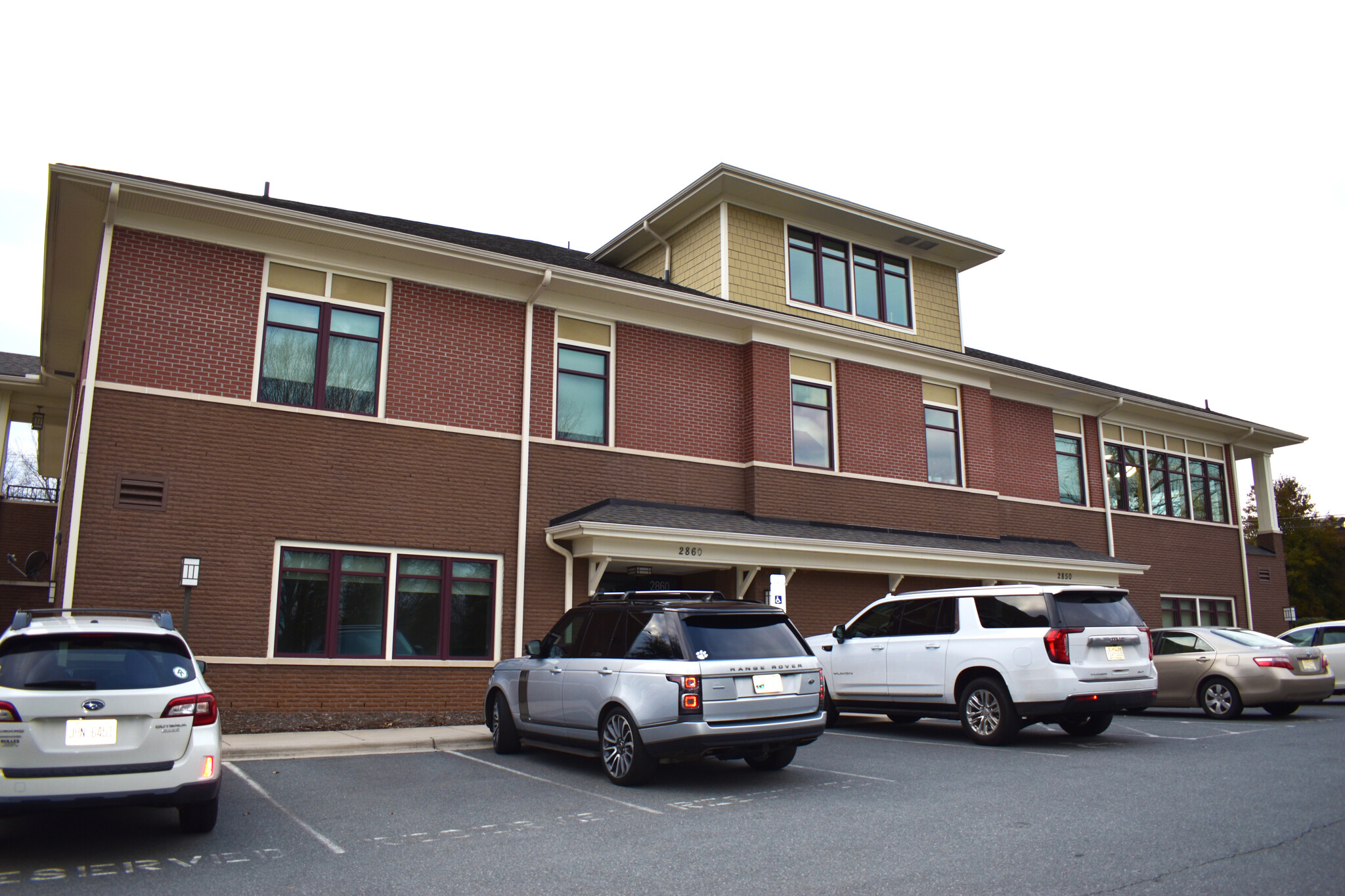 2860 Lyndhurst Ave, Winston-Salem, NC for Rent