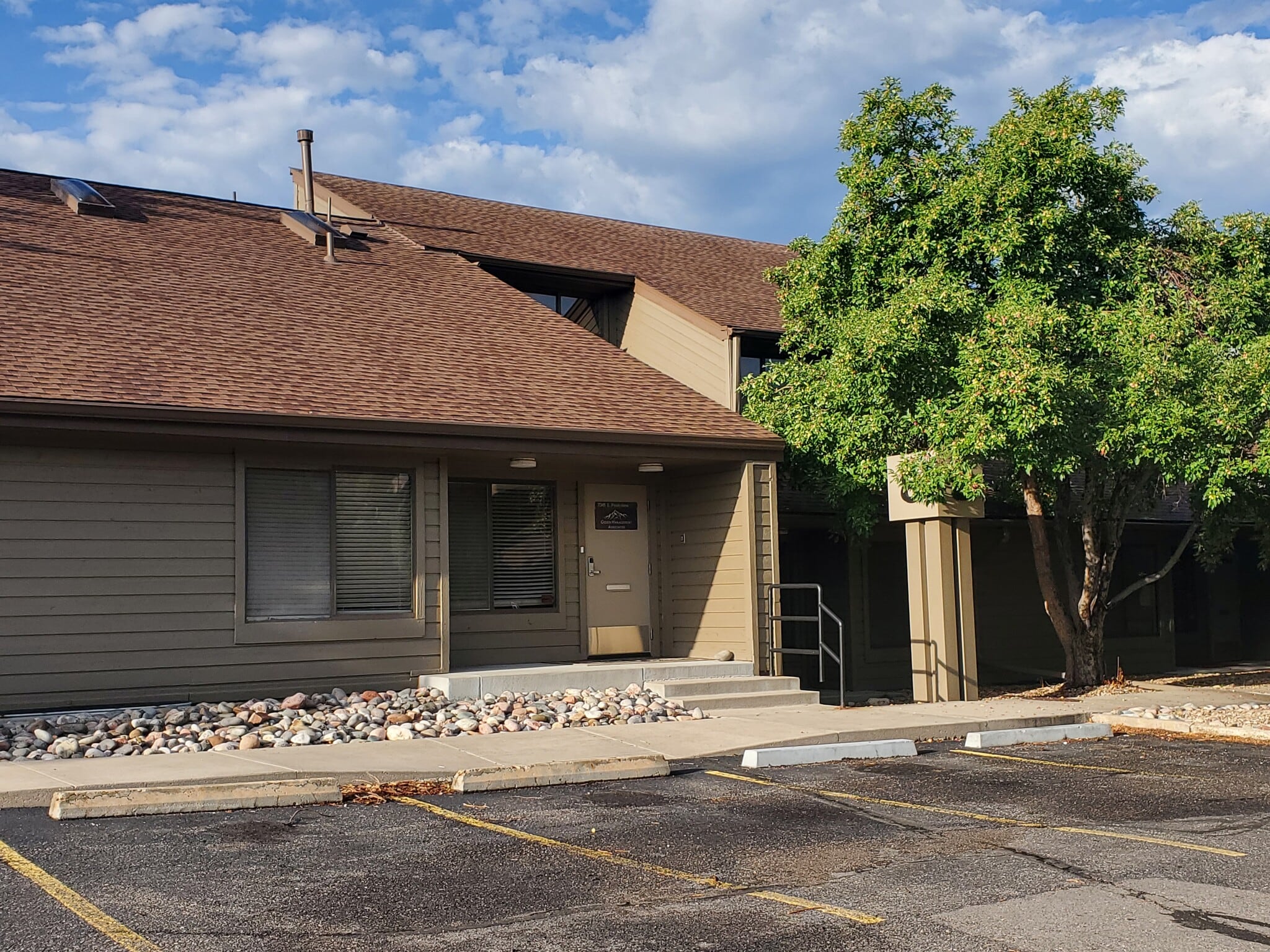 7305-7355 E Peakview Ave, Englewood, CO for Rent