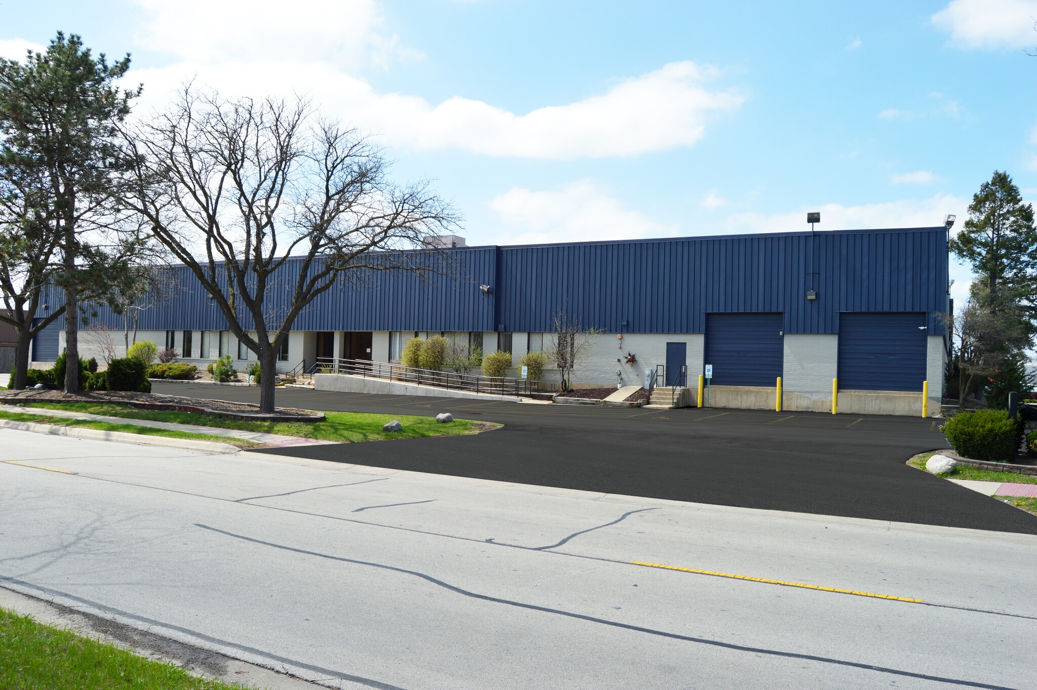 742 Glenn Ave, Wheeling, IL for Rent
