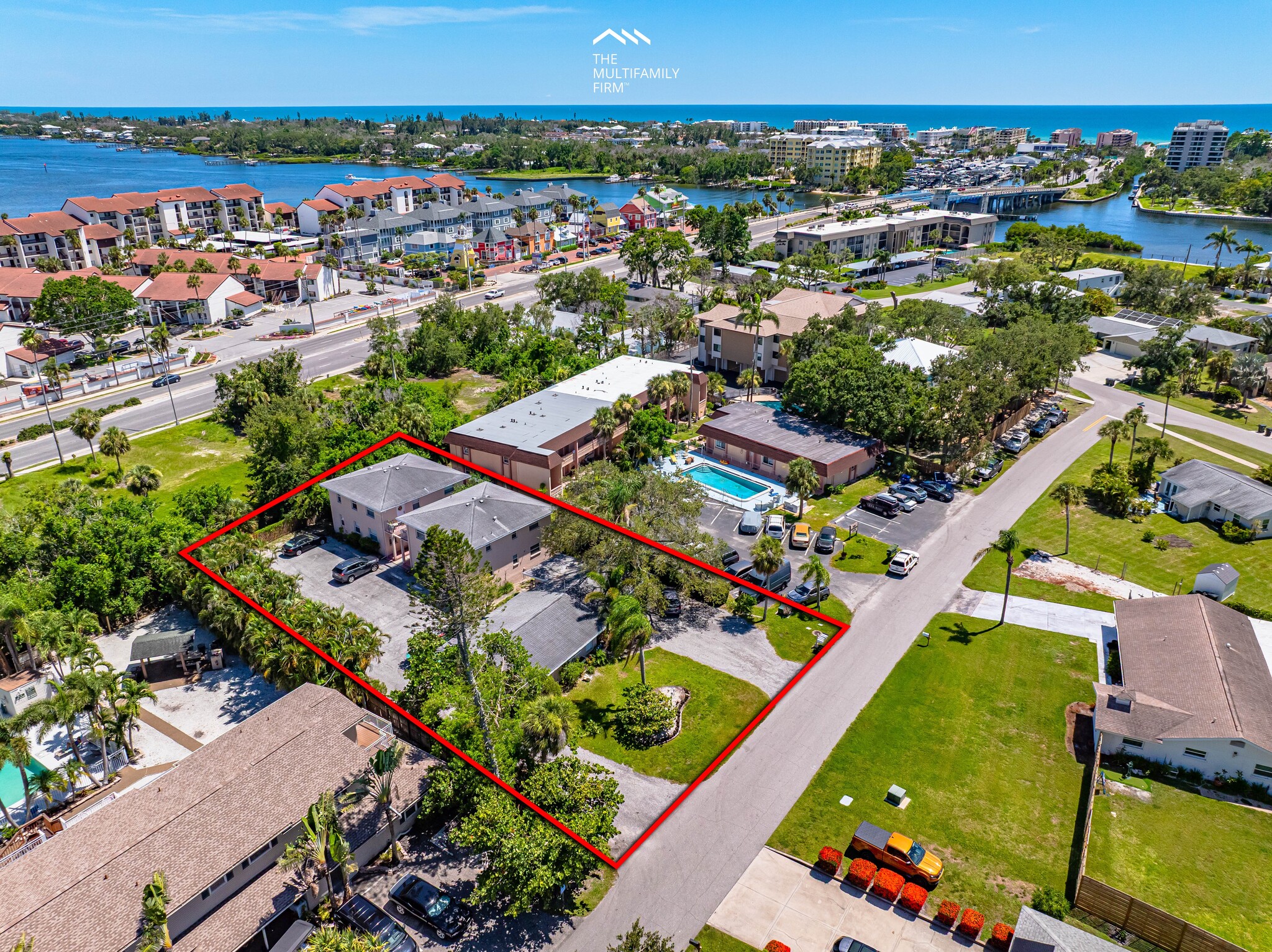 1630 Redwood St, Sarasota, FL for Sale