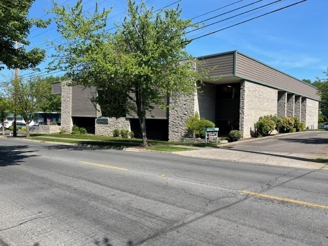 1175 E Main St, Medford, OR for Rent