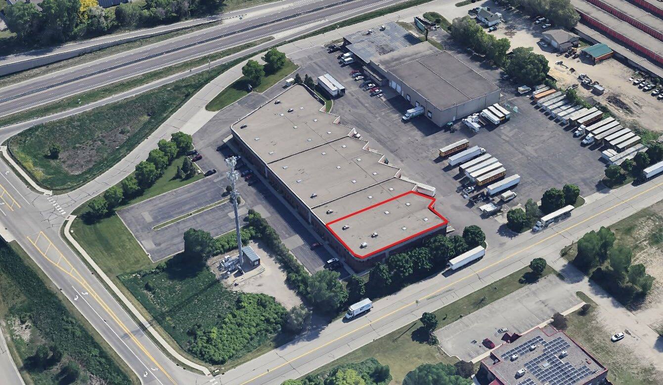 1261 E Highway 36, Maplewood, MN for Rent
