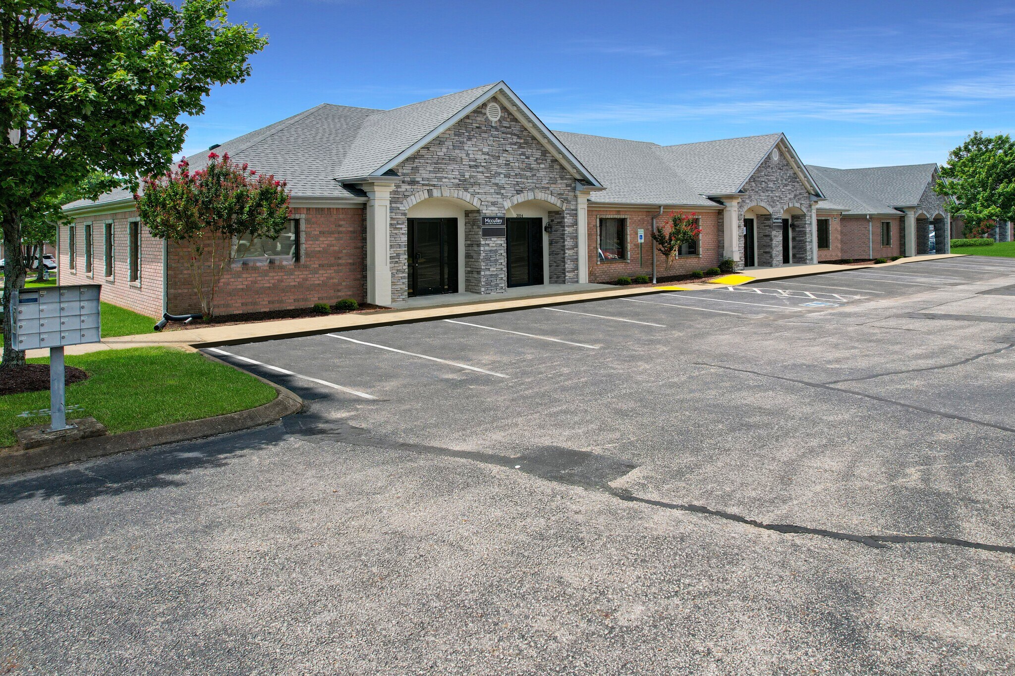3014 Greystone Sq, Jackson, TN for Sale