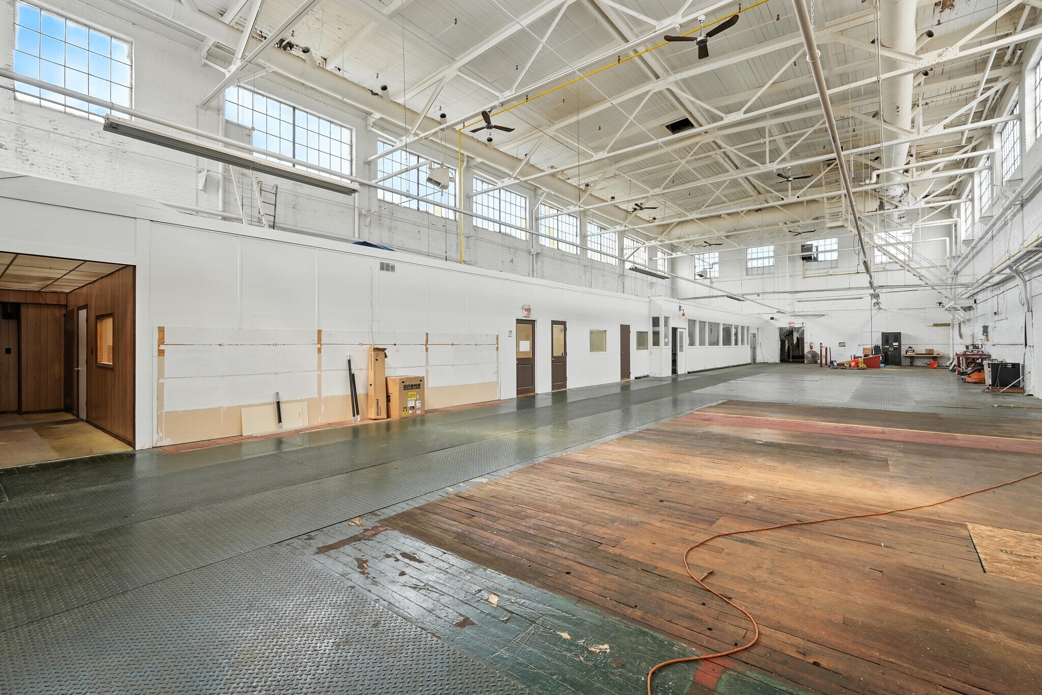 81-85 Sargeant St, Holyoke, MA for Rent