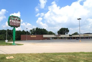 Woodstock, IL Retail - 321-331 N Irving Ave