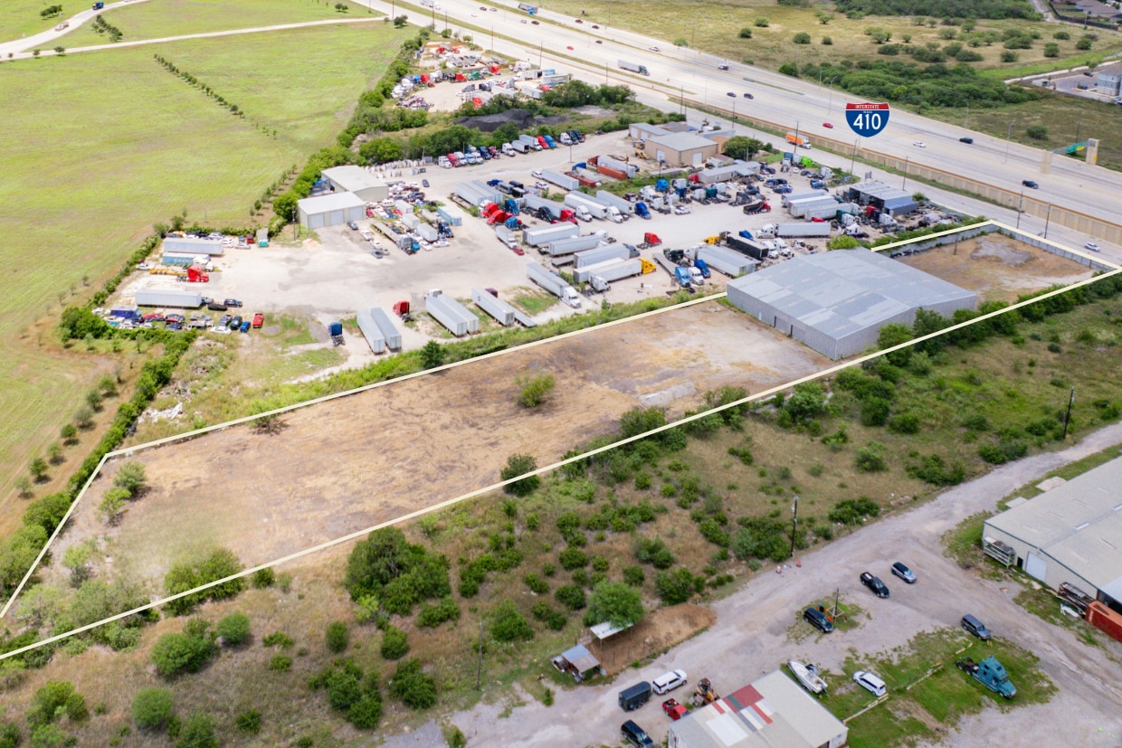 7240 E IH-10, San Antonio, TX for Rent