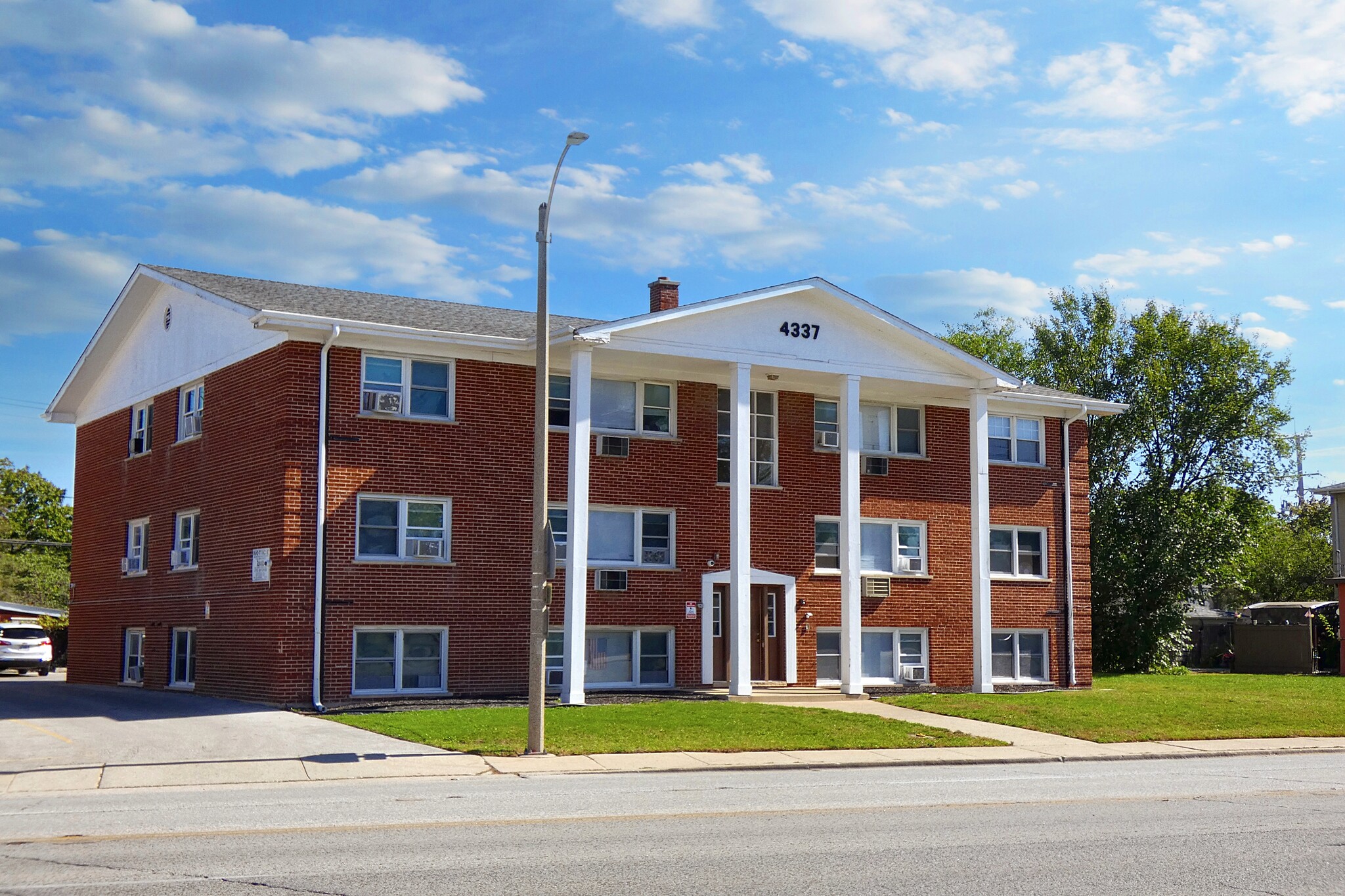 4337 Prescott Ave, Lyons, IL for Sale