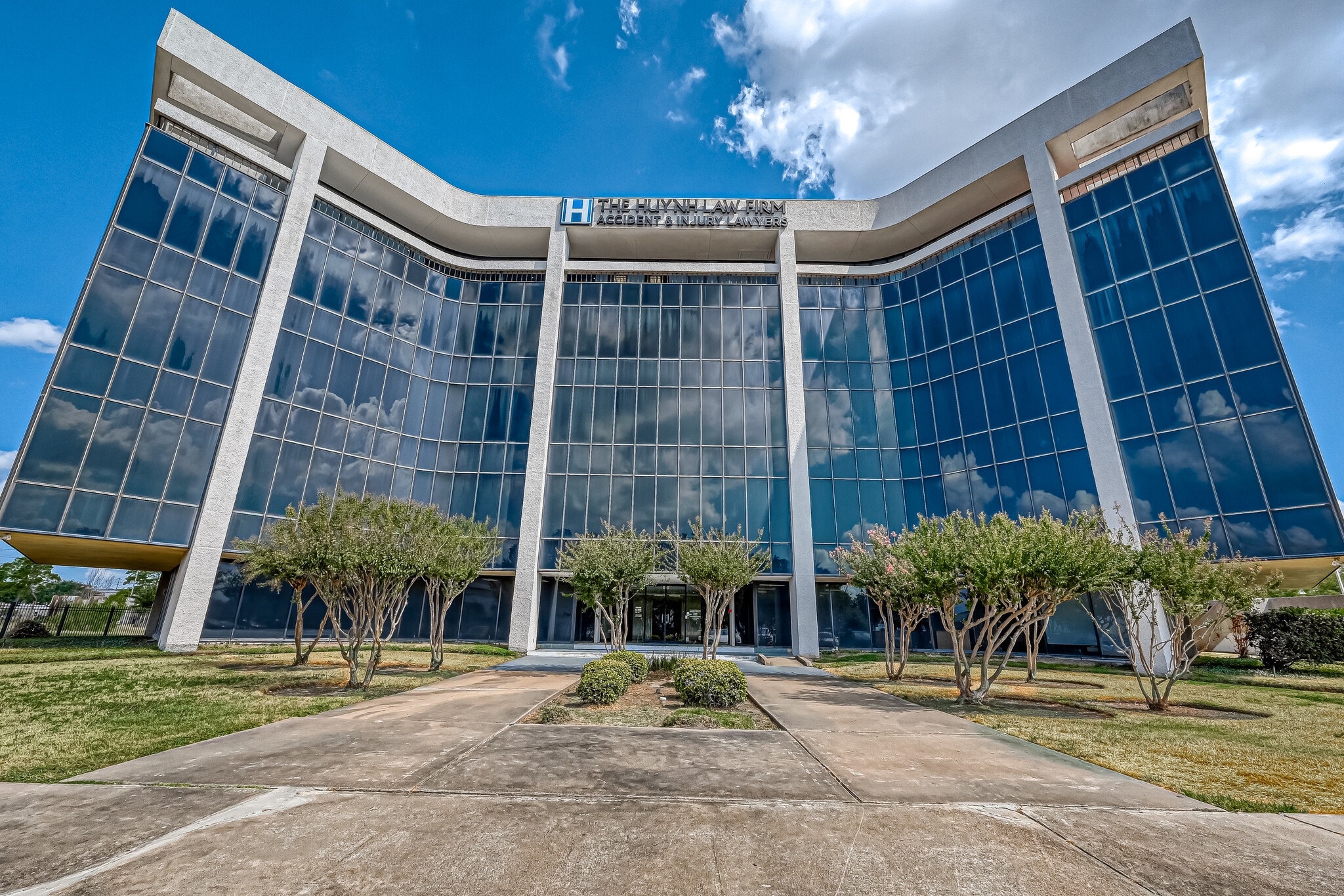 6100 Corporate Dr, Houston, TX for Sale