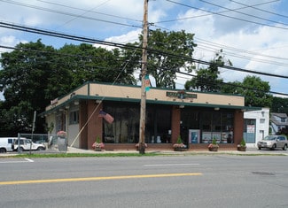 Mamaroneck, NY Storefront - 800 E Boston Post Rd