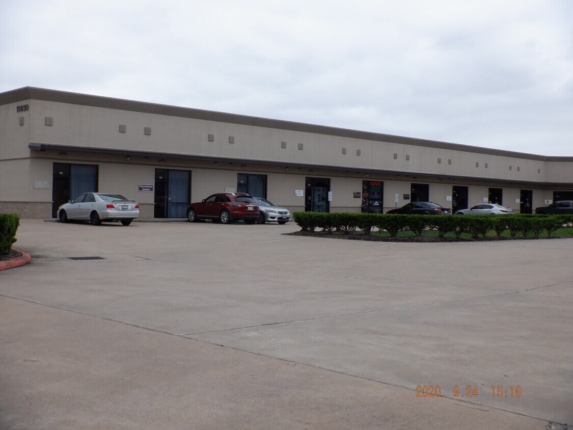 19830 FM 1093, Richmond, TX for Rent