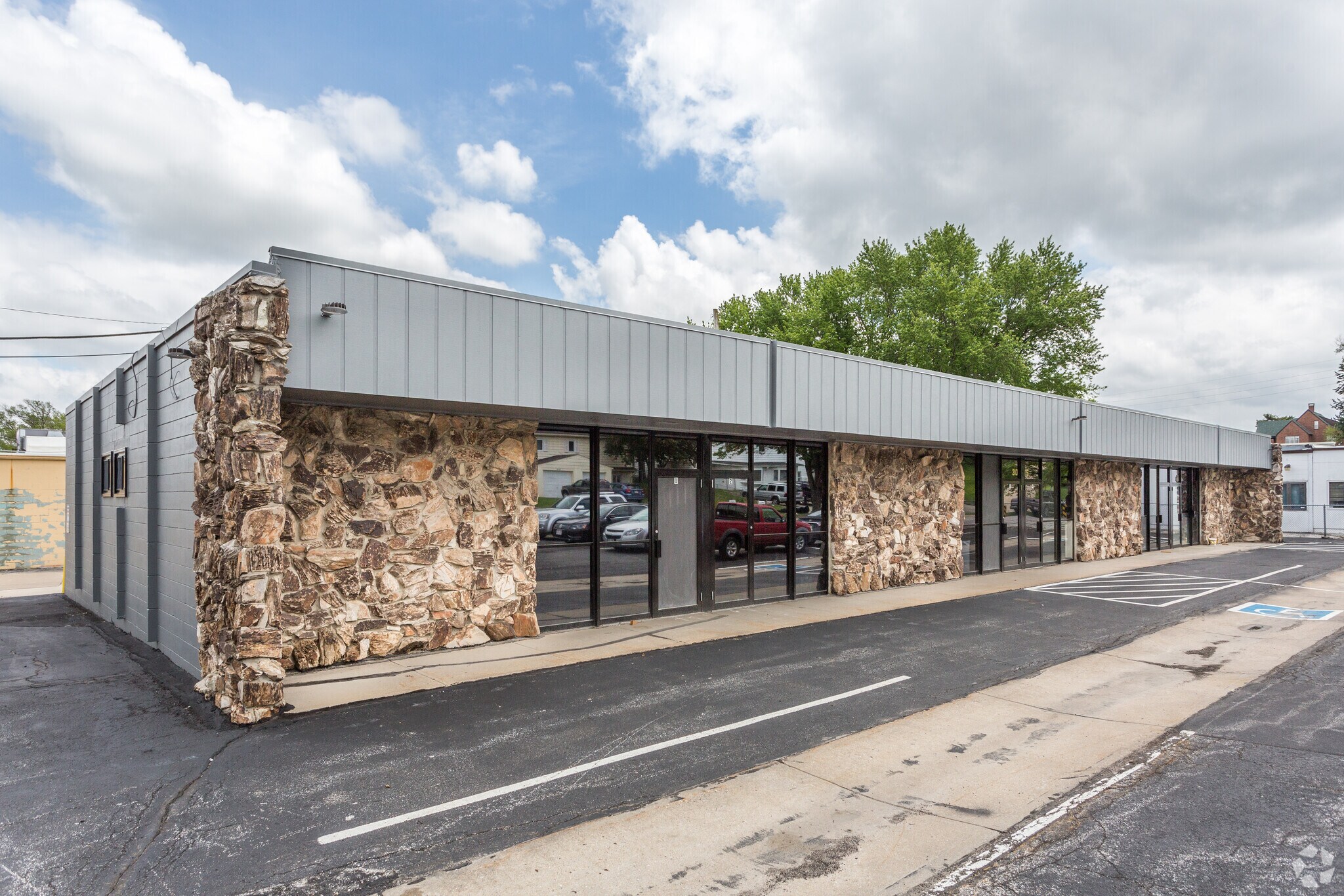 3015 Menke Cir, Omaha, NE for Rent