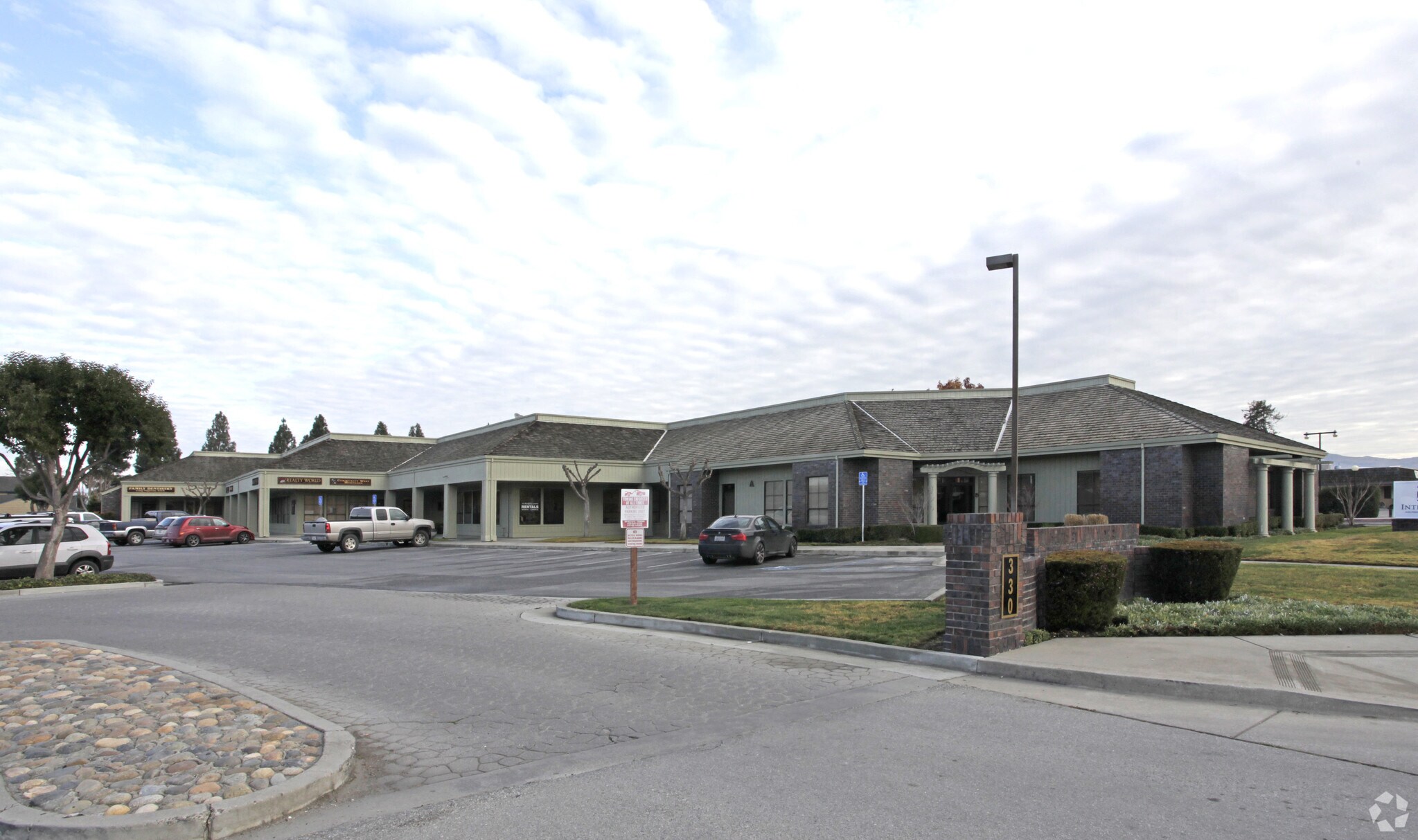 330 Tres Pinos Rd, Hollister, CA for Rent