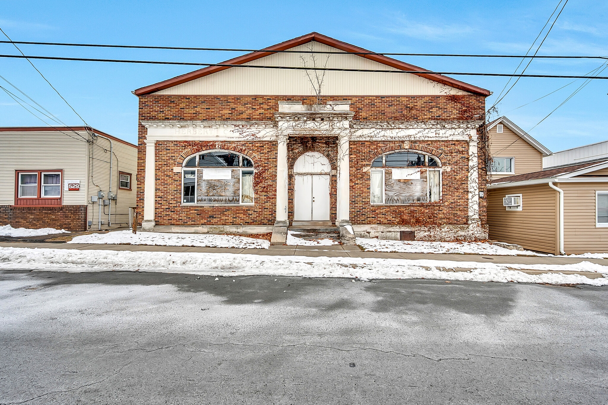 531 George St, Throop, PA for Sale