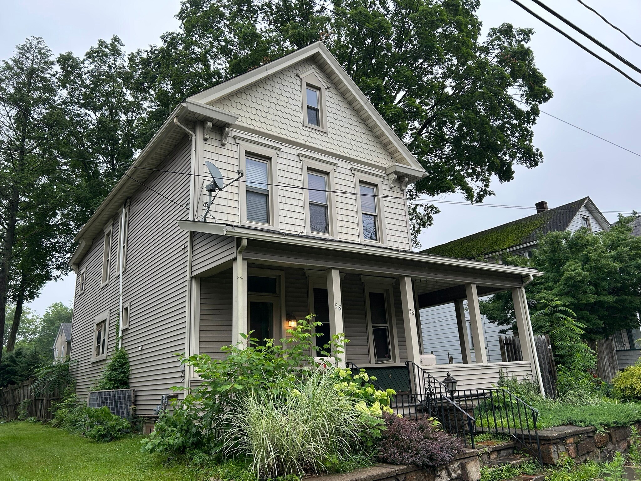 58 Broad St, Stroudsburg, PA for Sale
