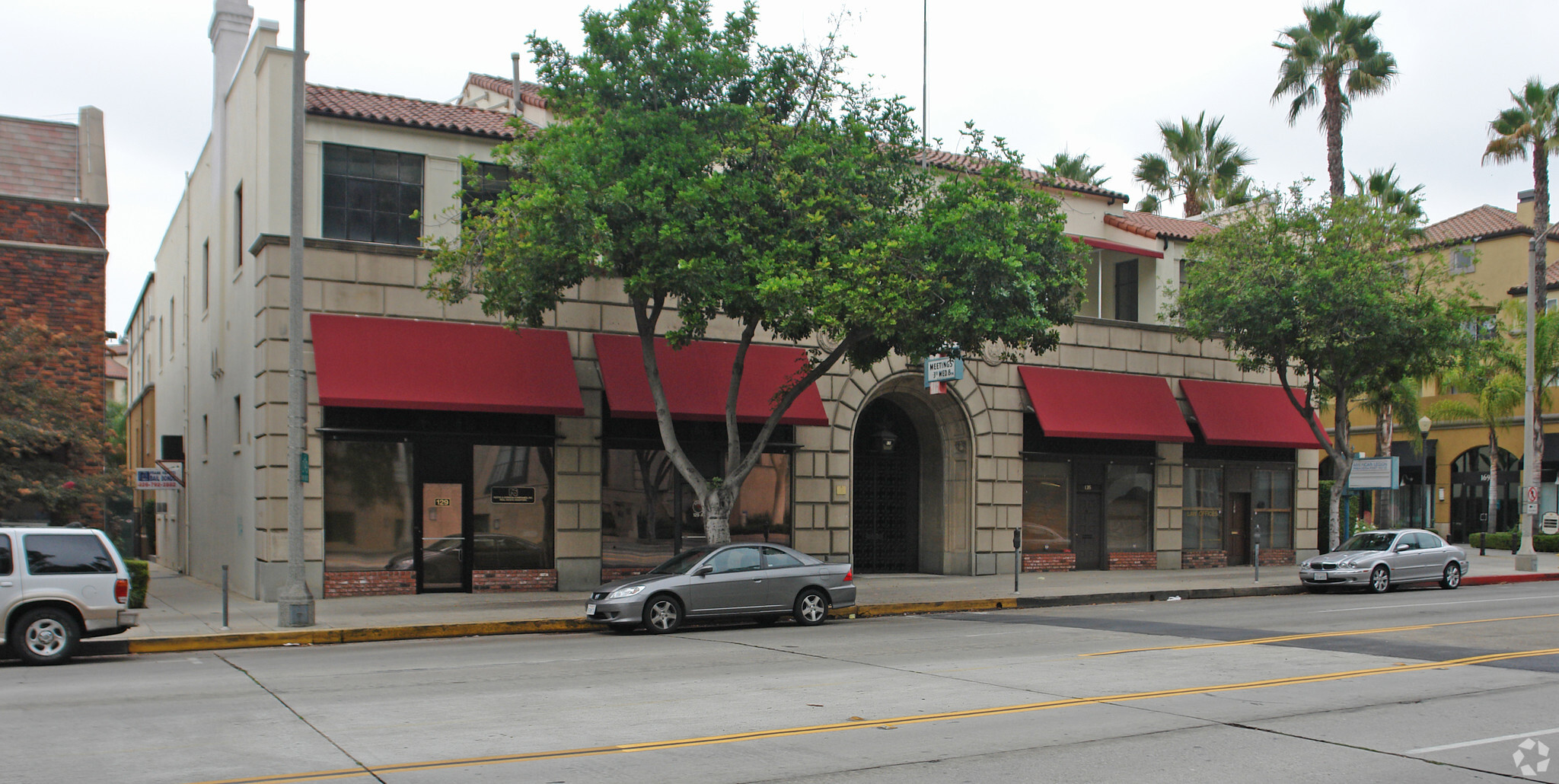 123-137 N Marengo Ave, Pasadena, CA for Rent