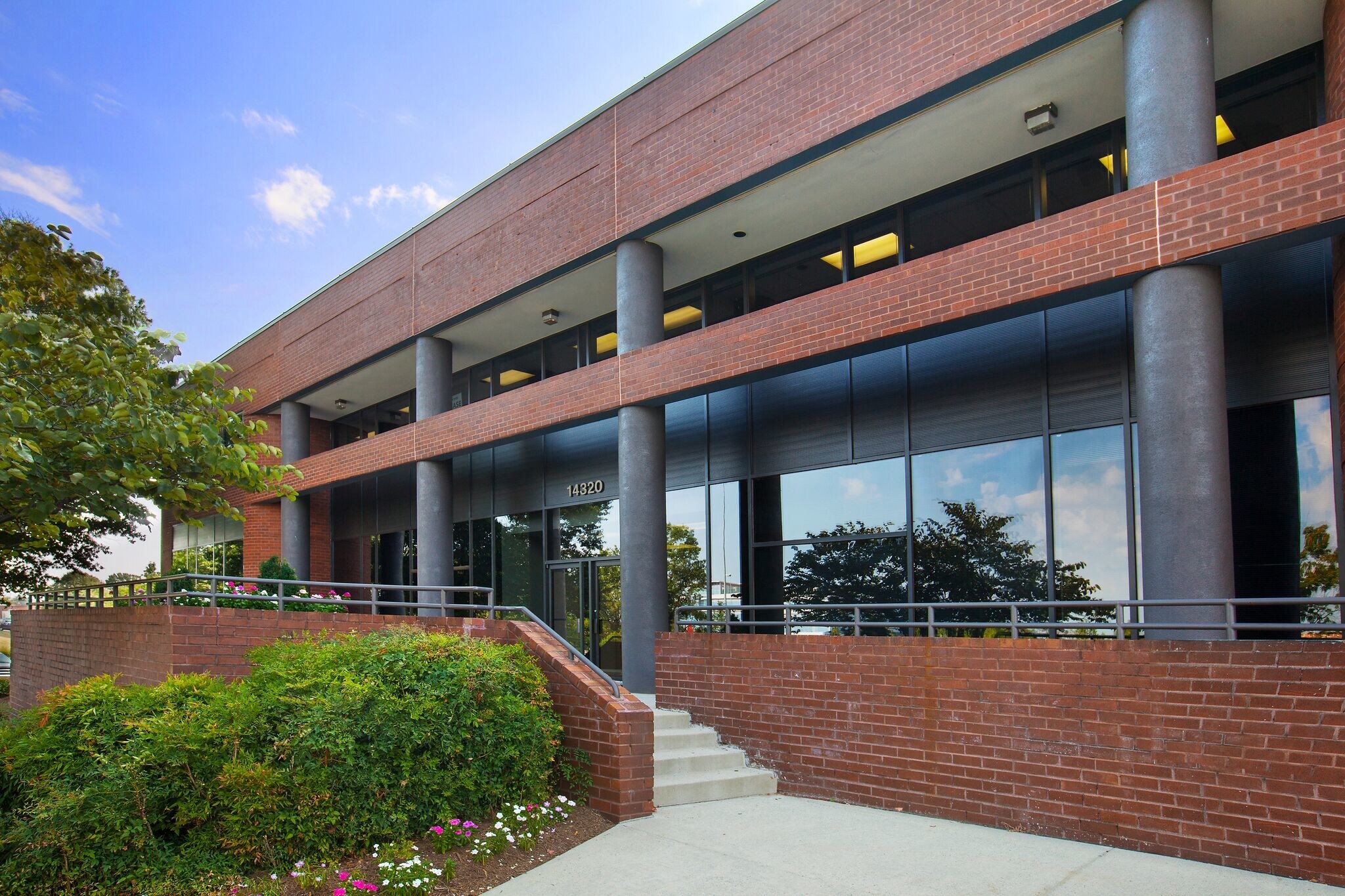 14320-14330 Sullyfield Cir, Chantilly, VA for Rent