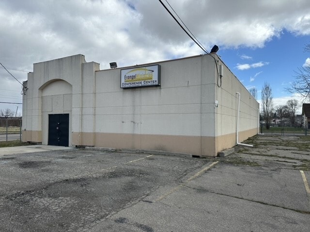 13801 Schoolcraft St, Detroit, MI for Sale