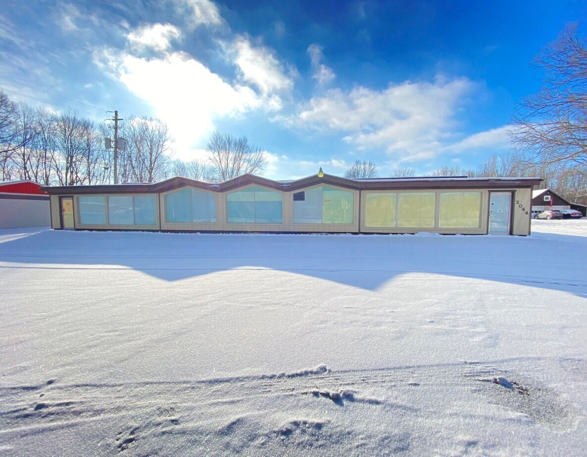 2044 Wadsworth Rd, Norton, OH for Rent